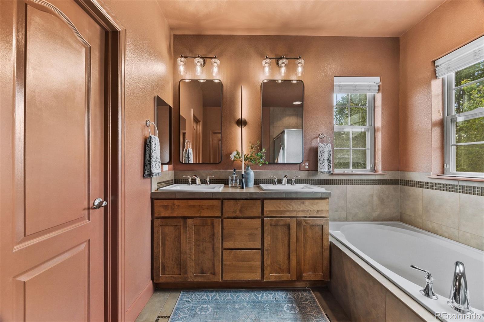 MLS Image #27 for 3416  akron street,denver, Colorado