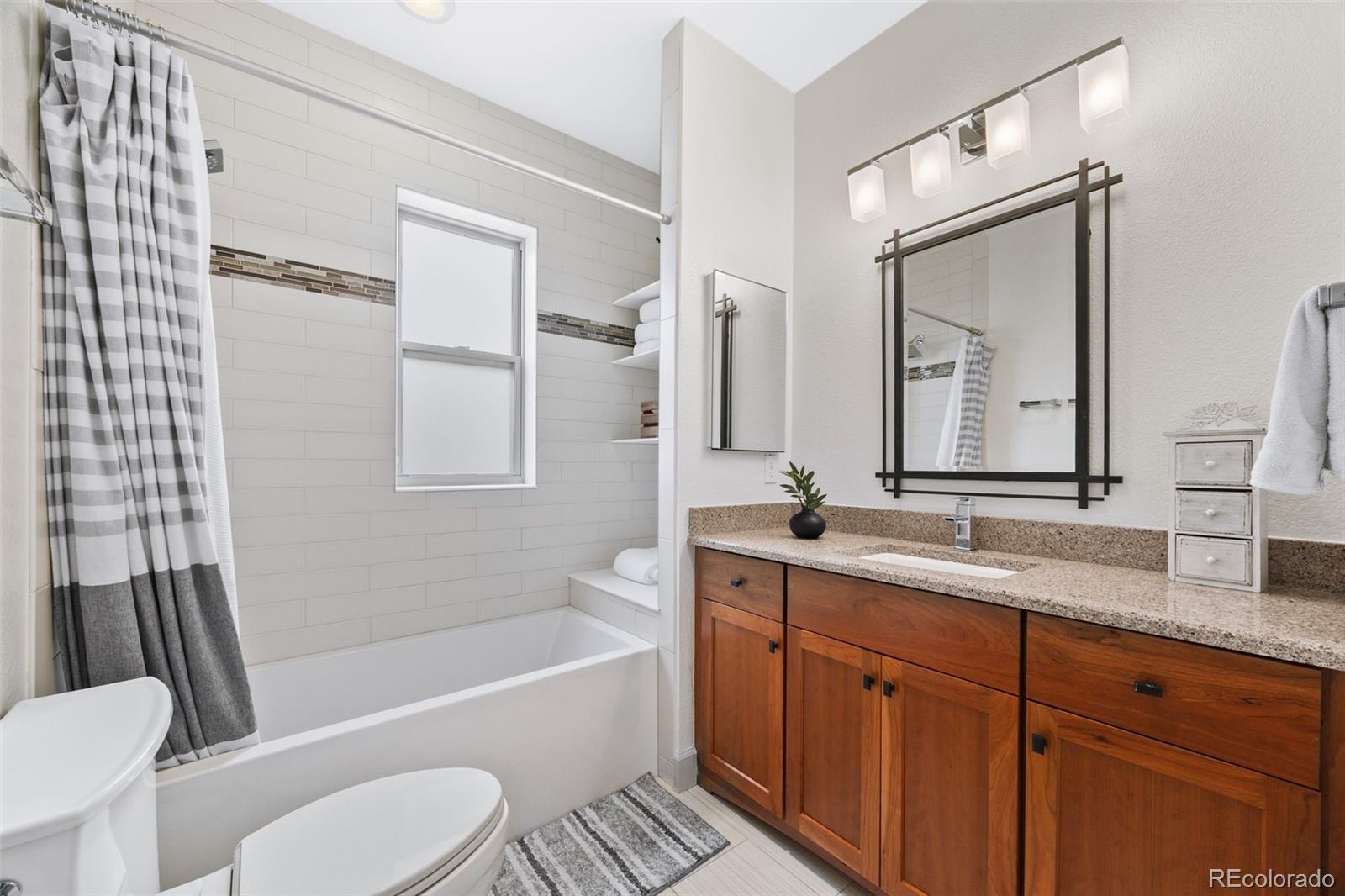 MLS Image #30 for 3416  akron street,denver, Colorado