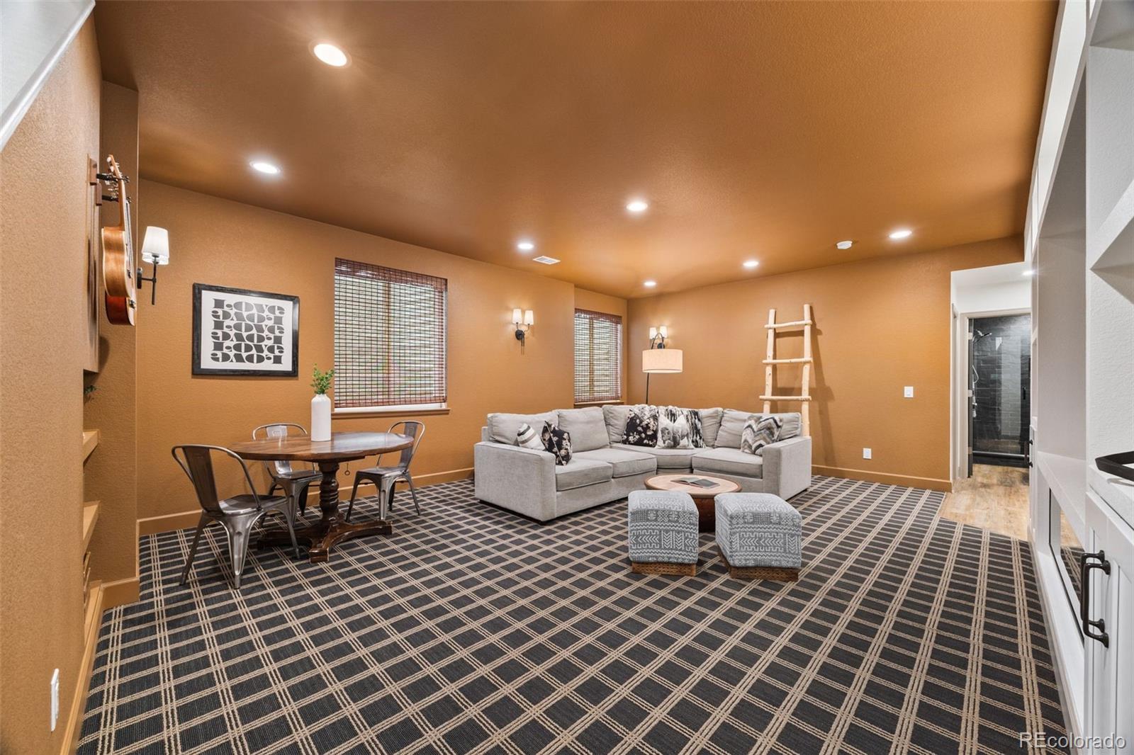 MLS Image #33 for 3416  akron street,denver, Colorado