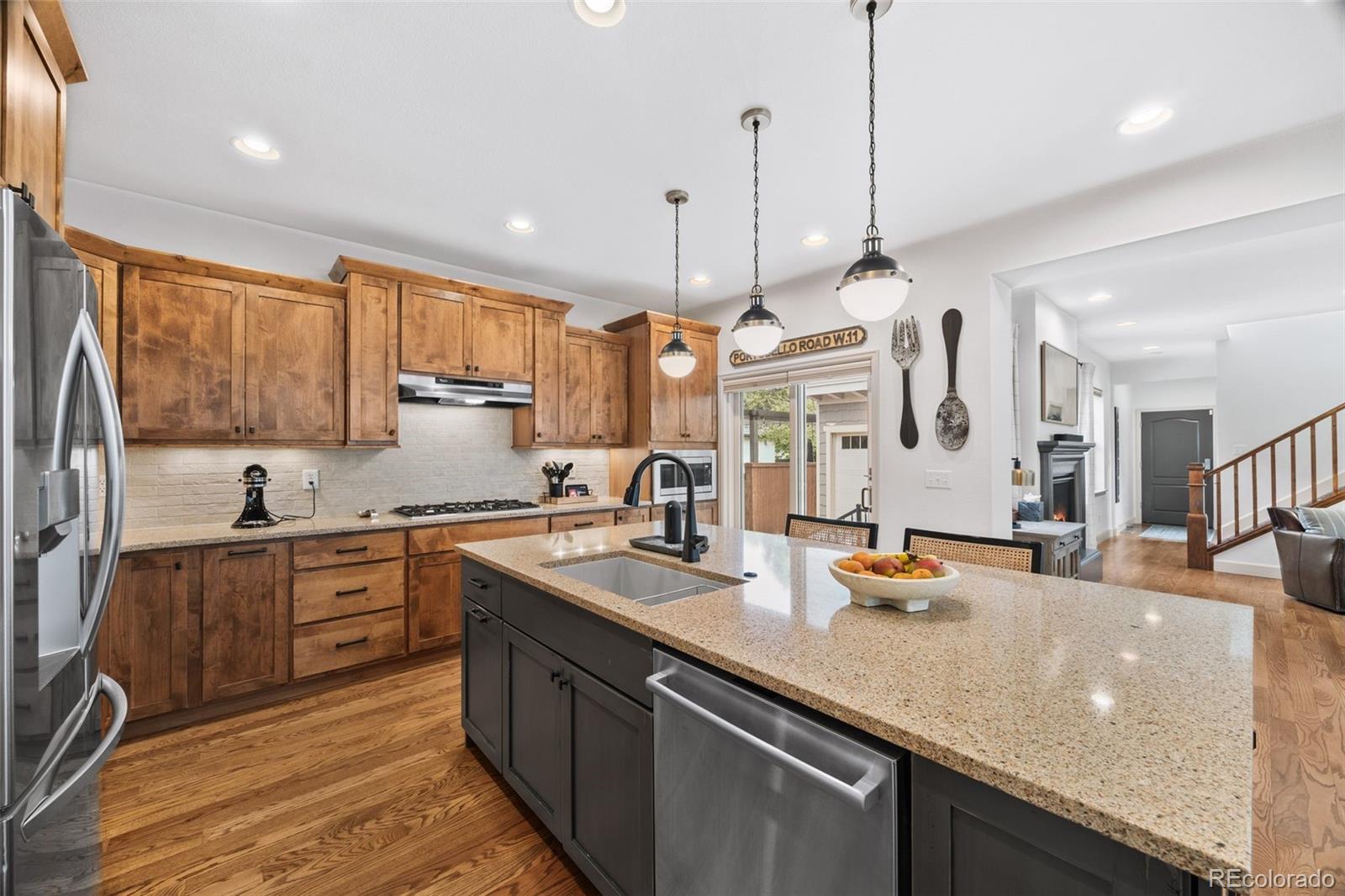 MLS Image #8 for 3416  akron street,denver, Colorado