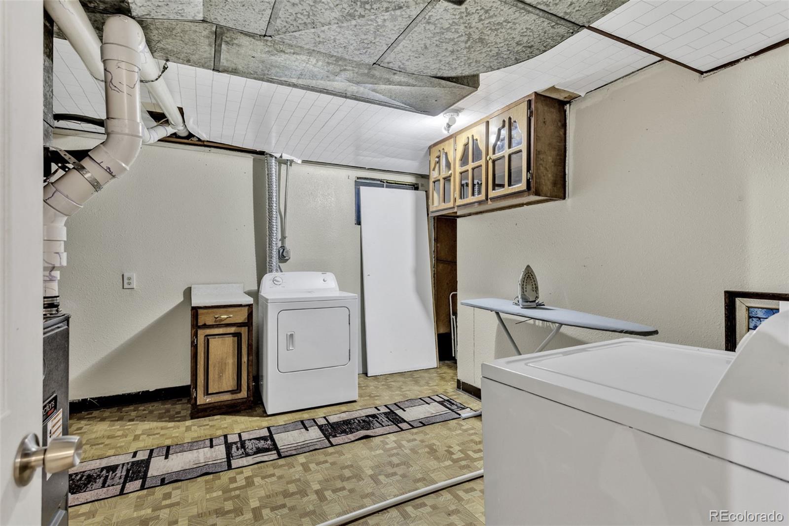 MLS Image #15 for 4971 w hurst place,denver, Colorado
