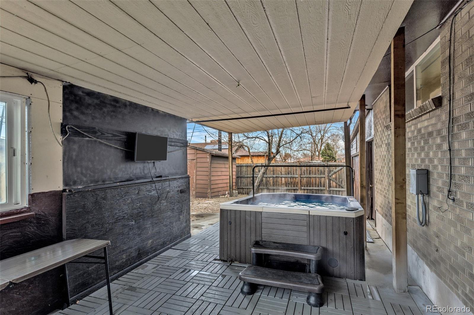 MLS Image #19 for 4971 w hurst place,denver, Colorado