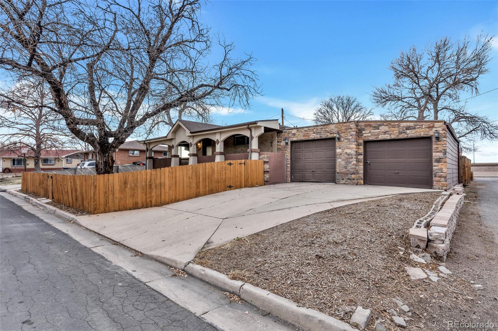 MLS Image #24 for 4971 w hurst place,denver, Colorado