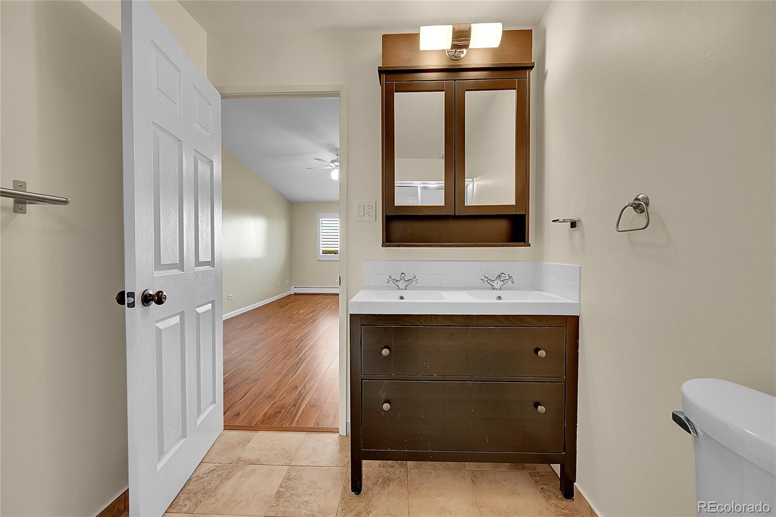 MLS Image #12 for 645 s alton way 9d,denver, Colorado