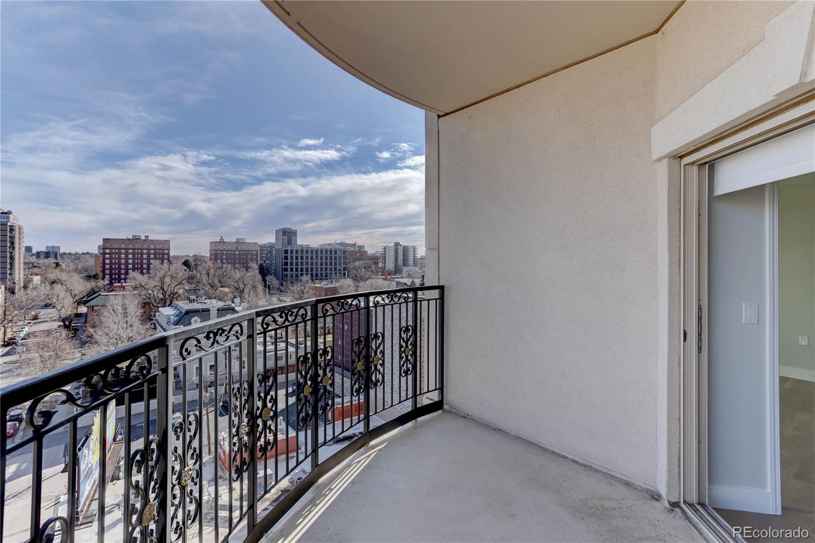 MLS Image #14 for 975 n lincoln street 9i,denver, Colorado