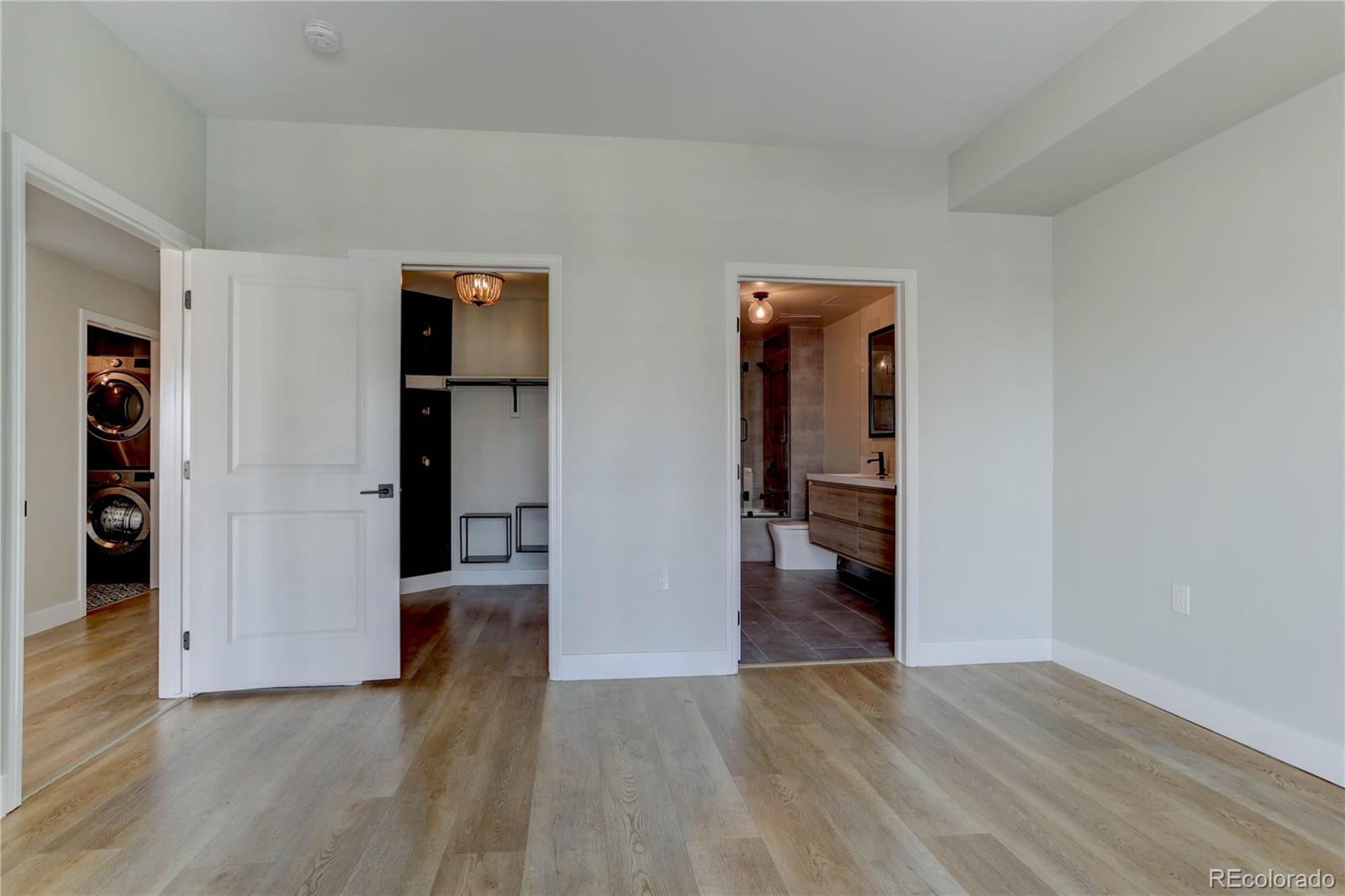 MLS Image #22 for 975 n lincoln street 9i,denver, Colorado
