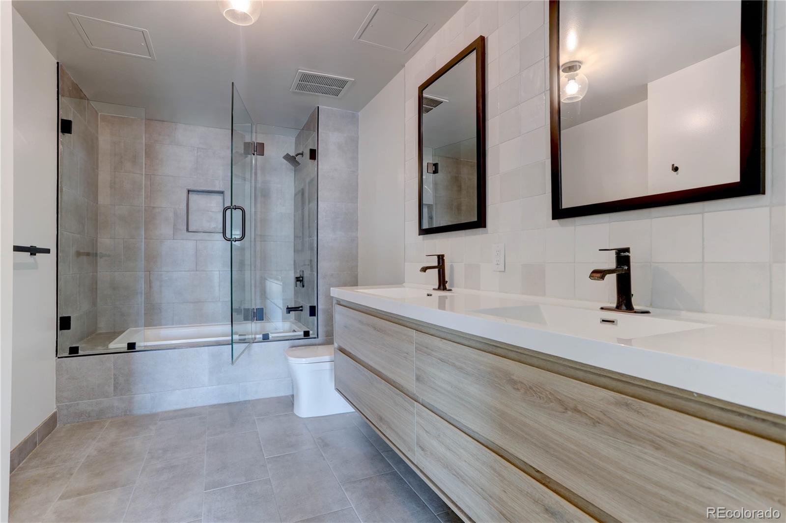 MLS Image #24 for 975 n lincoln street 9i,denver, Colorado