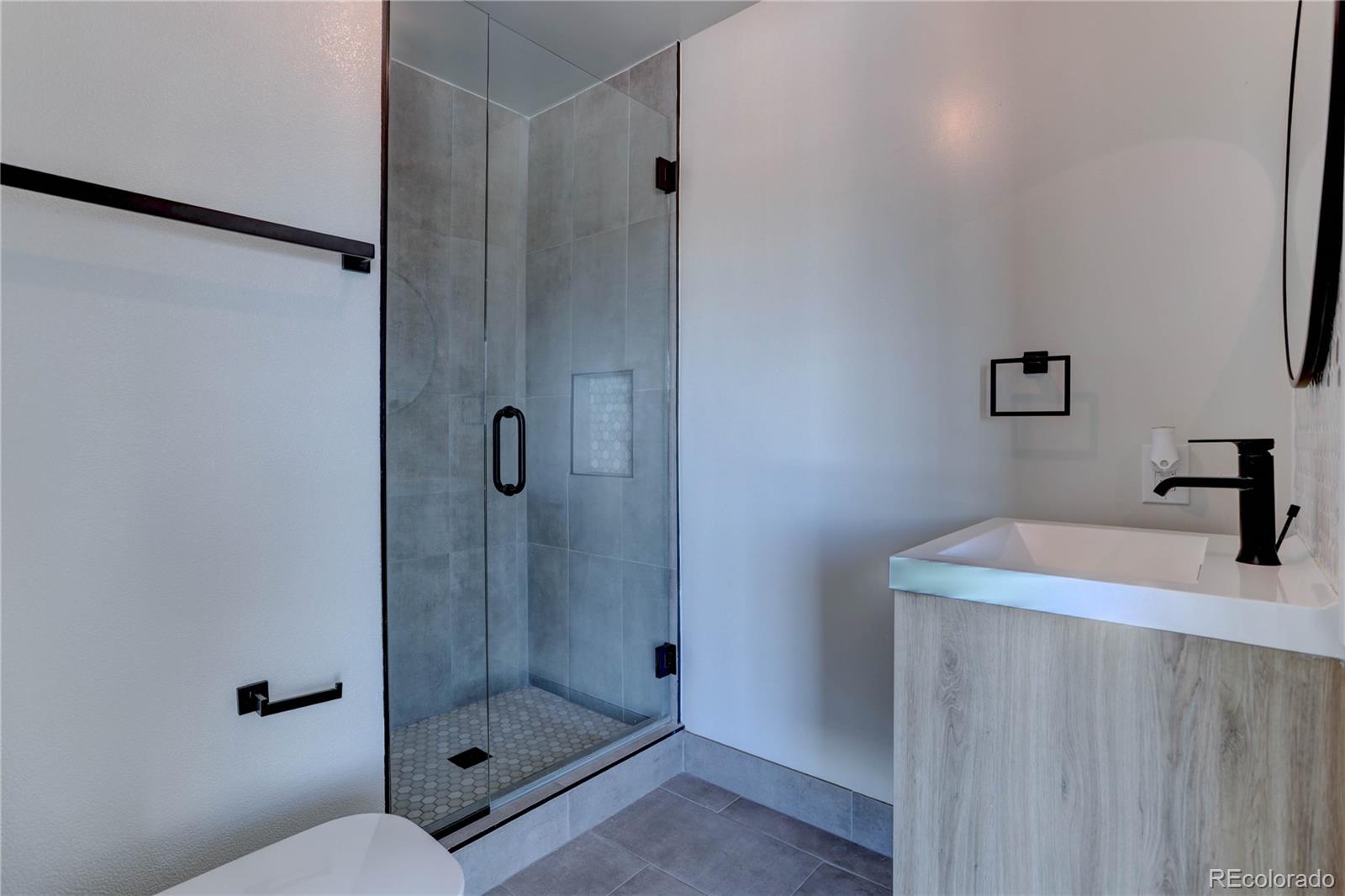 MLS Image #29 for 975 n lincoln street 9i,denver, Colorado