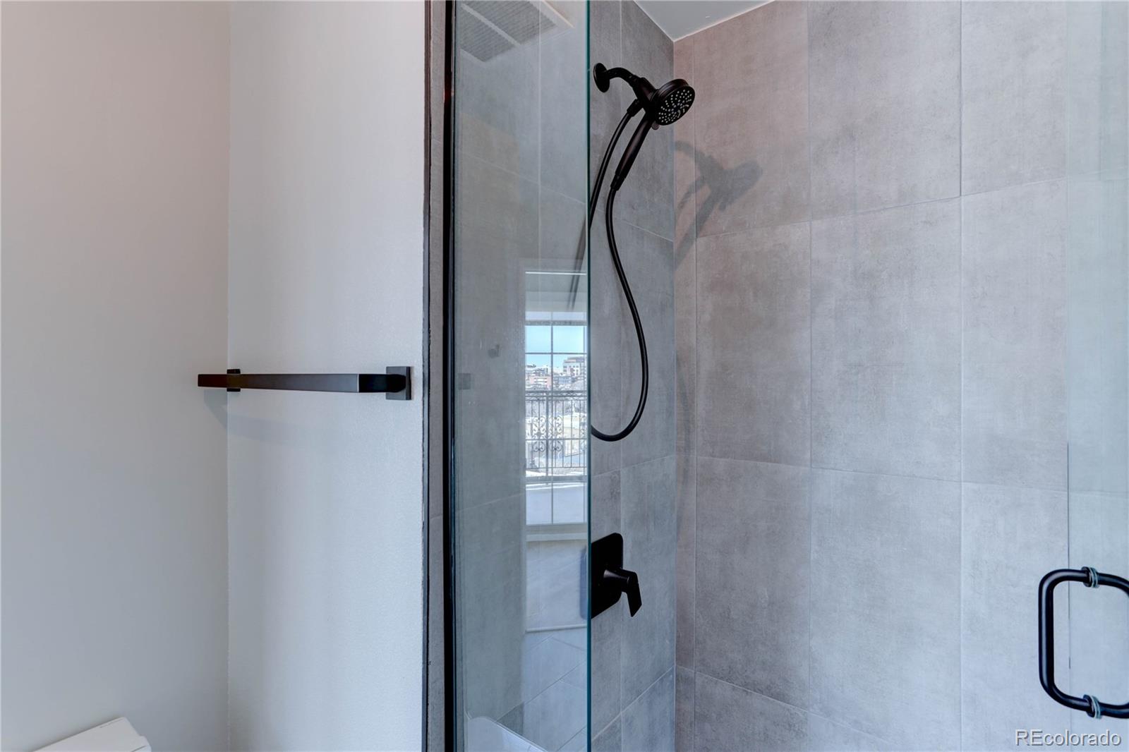 MLS Image #30 for 975 n lincoln street 9i,denver, Colorado