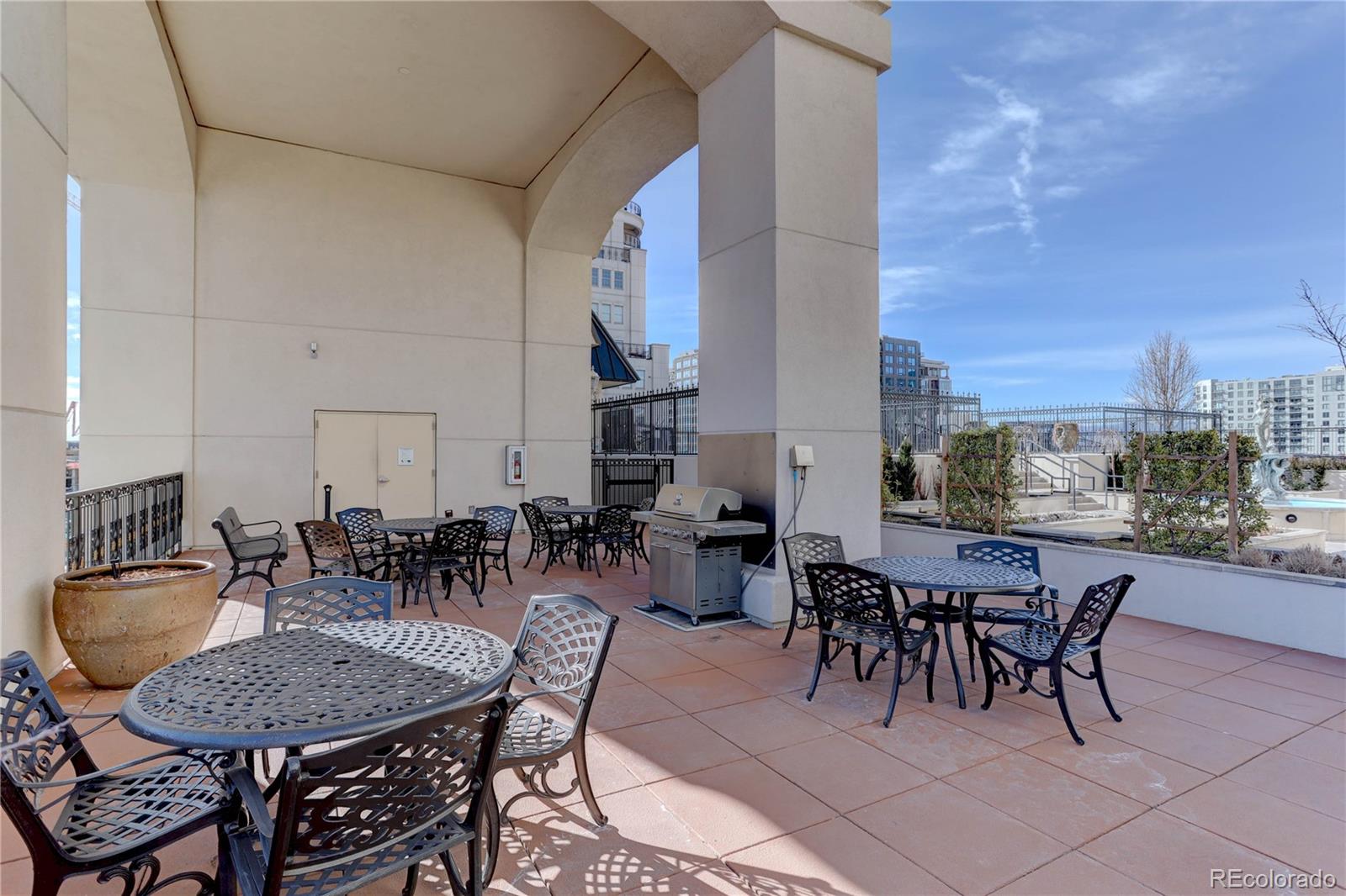 MLS Image #39 for 975 n lincoln street 9i,denver, Colorado