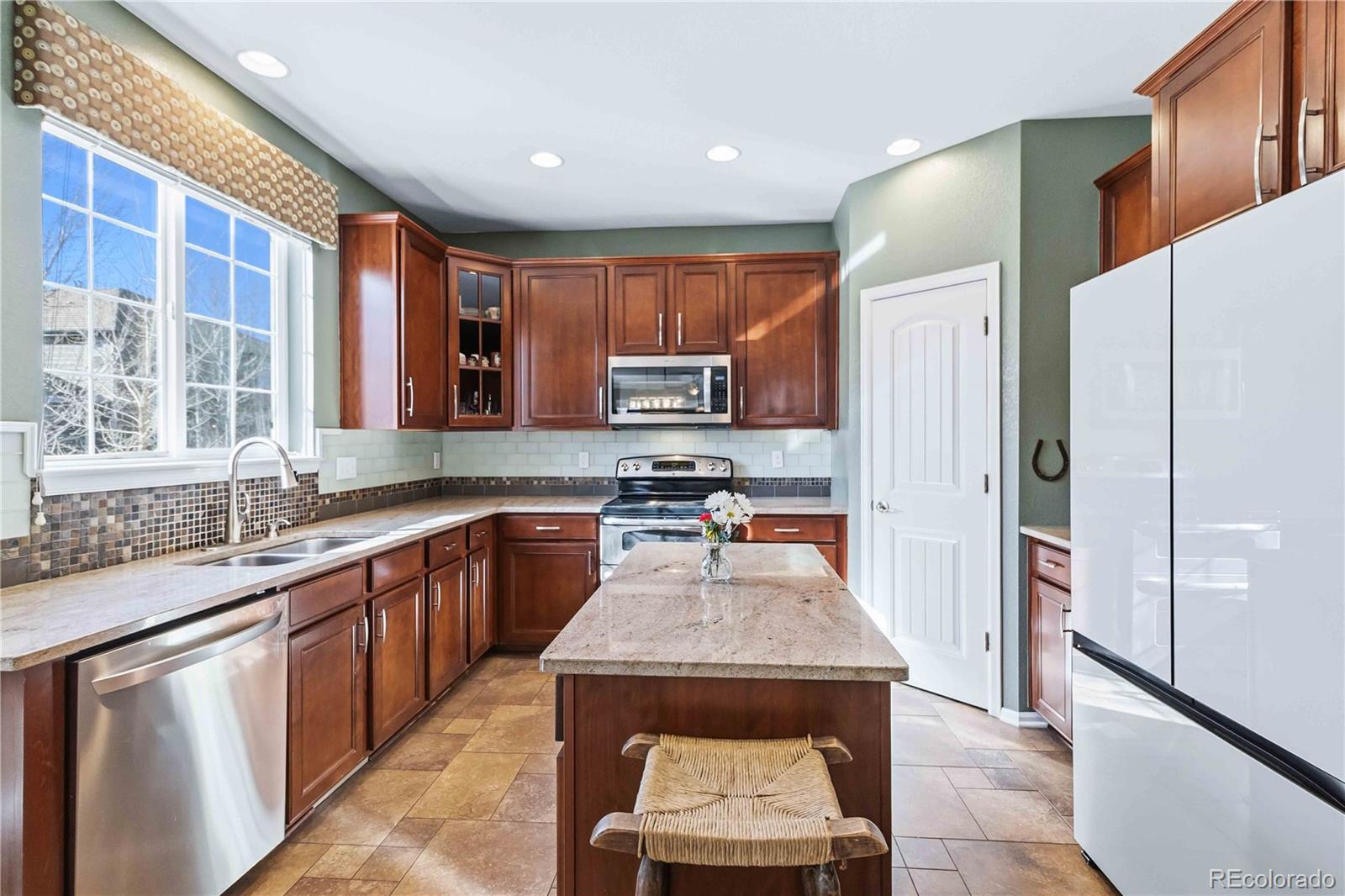 MLS Image #14 for 14144  greenfield loop,parker, Colorado
