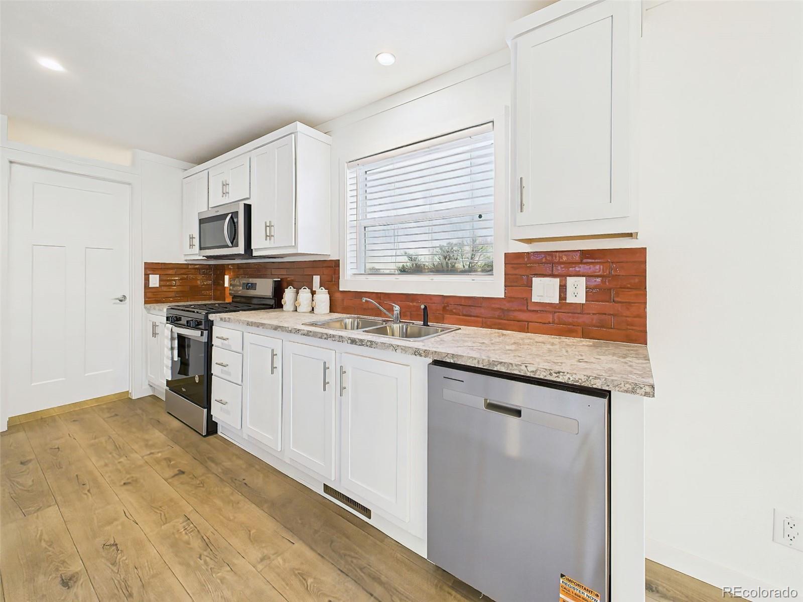 MLS Image #15 for 77 e dante lane,pueblo, Colorado