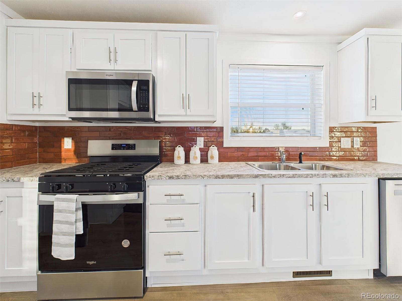 MLS Image #16 for 77 e dante lane,pueblo, Colorado
