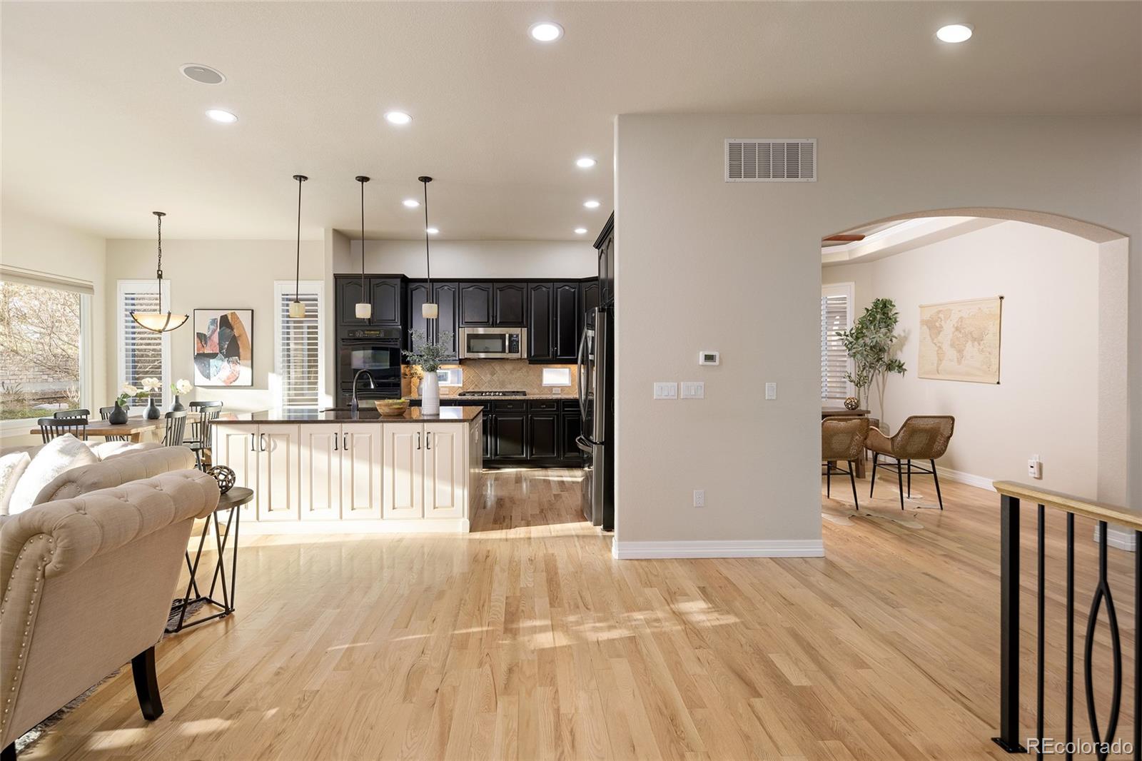 MLS Image #11 for 6373 s blackhawk way,aurora, Colorado