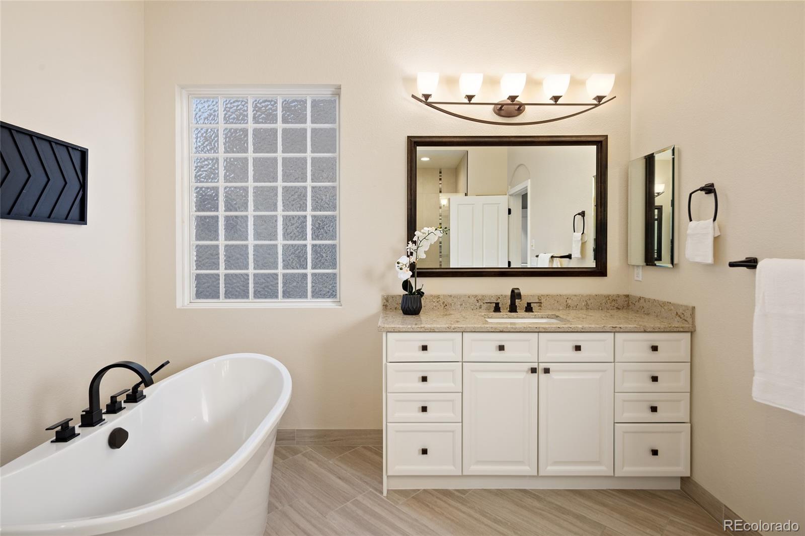 MLS Image #29 for 6373 s blackhawk way,aurora, Colorado