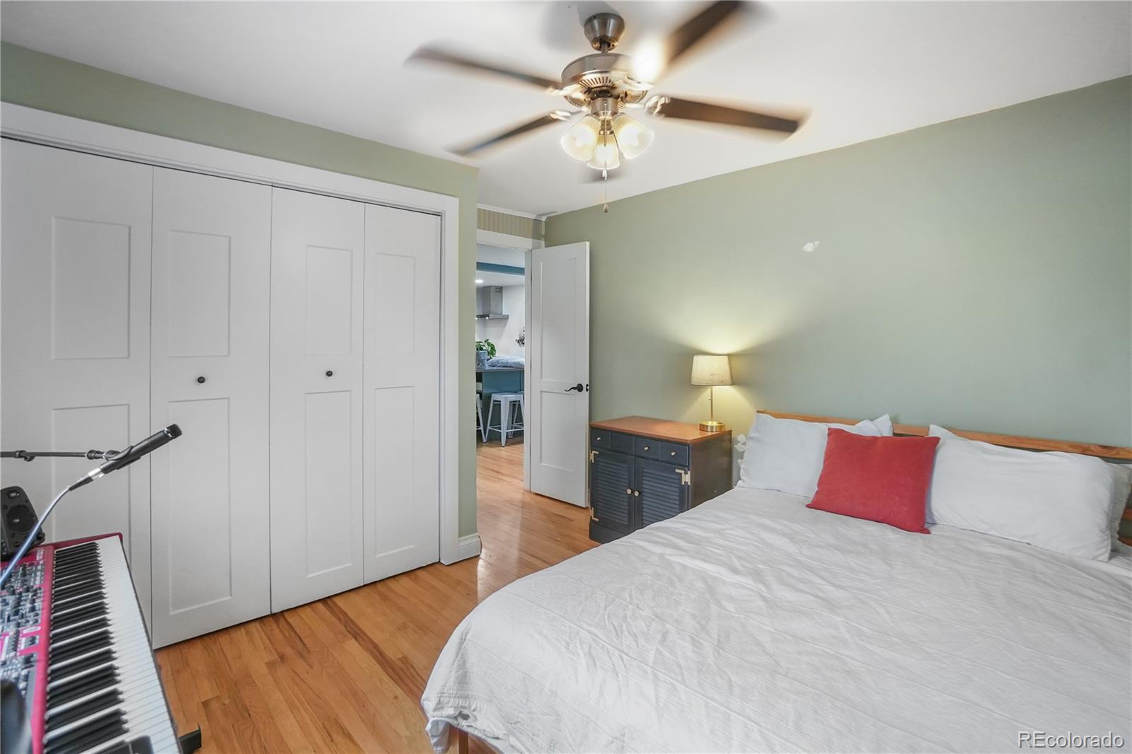 MLS Image #17 for 580 s quitman street,denver, Colorado