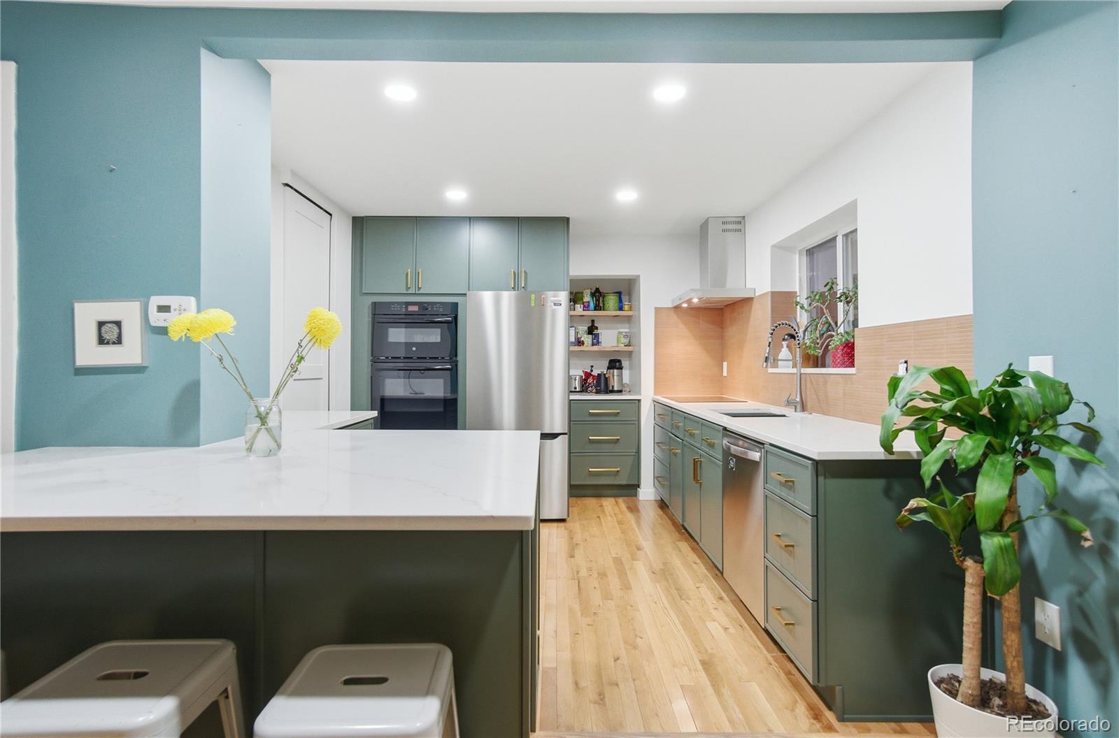 MLS Image #3 for 580 s quitman street,denver, Colorado