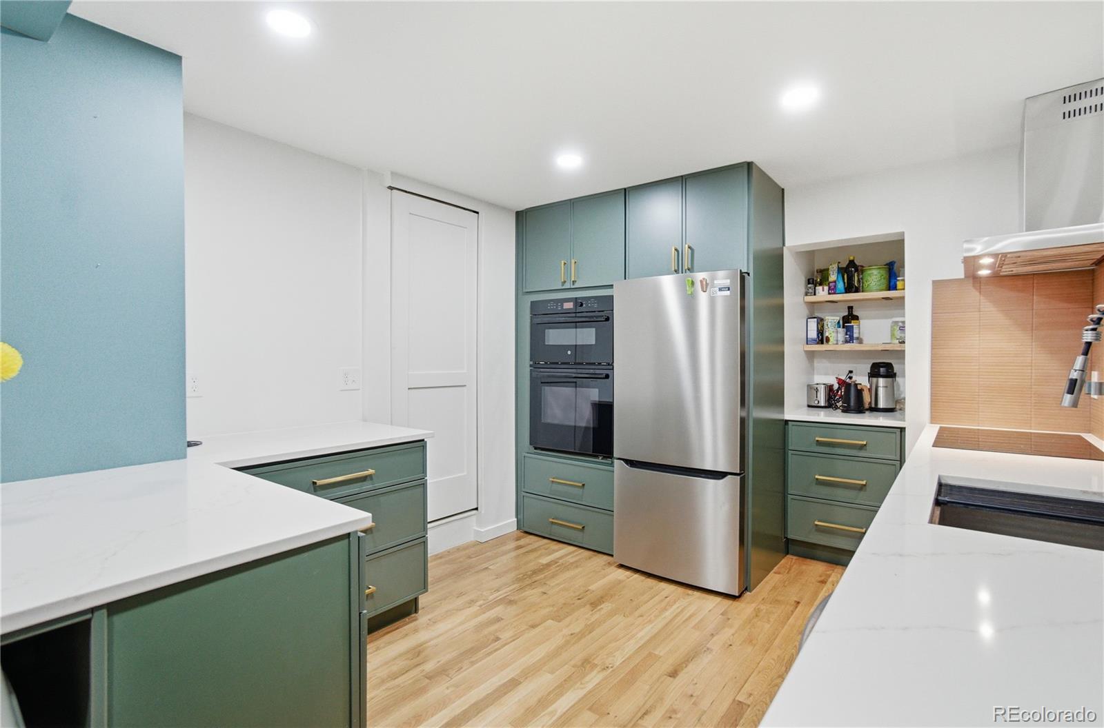 MLS Image #4 for 580 s quitman street,denver, Colorado