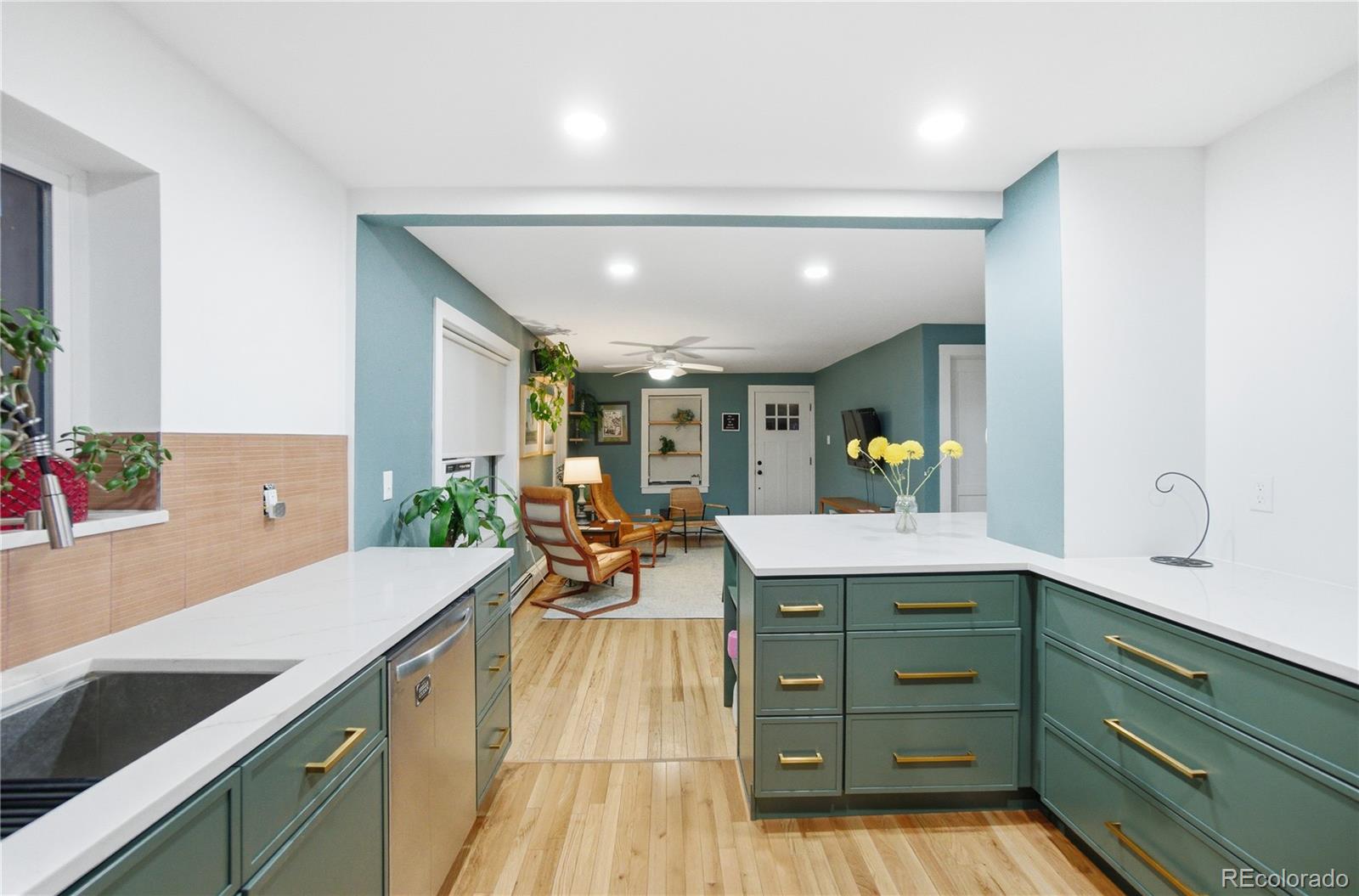 MLS Image #7 for 580 s quitman street,denver, Colorado
