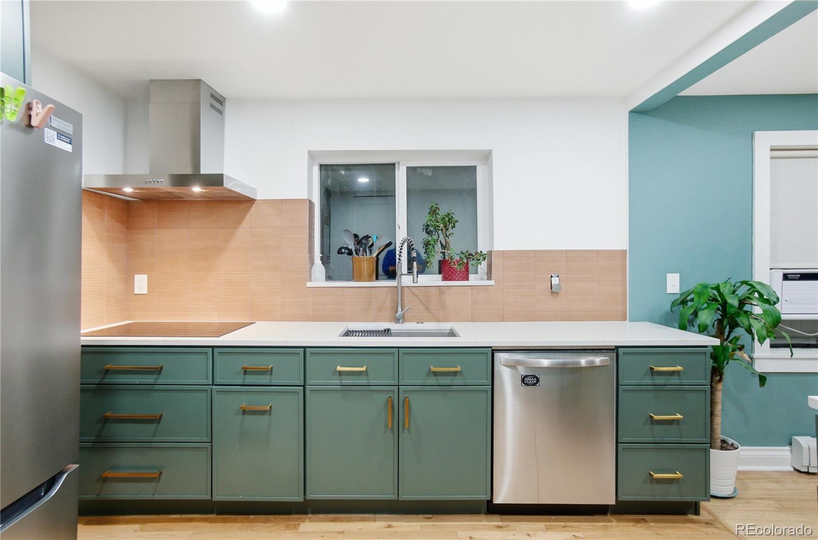 MLS Image #8 for 580 s quitman street,denver, Colorado