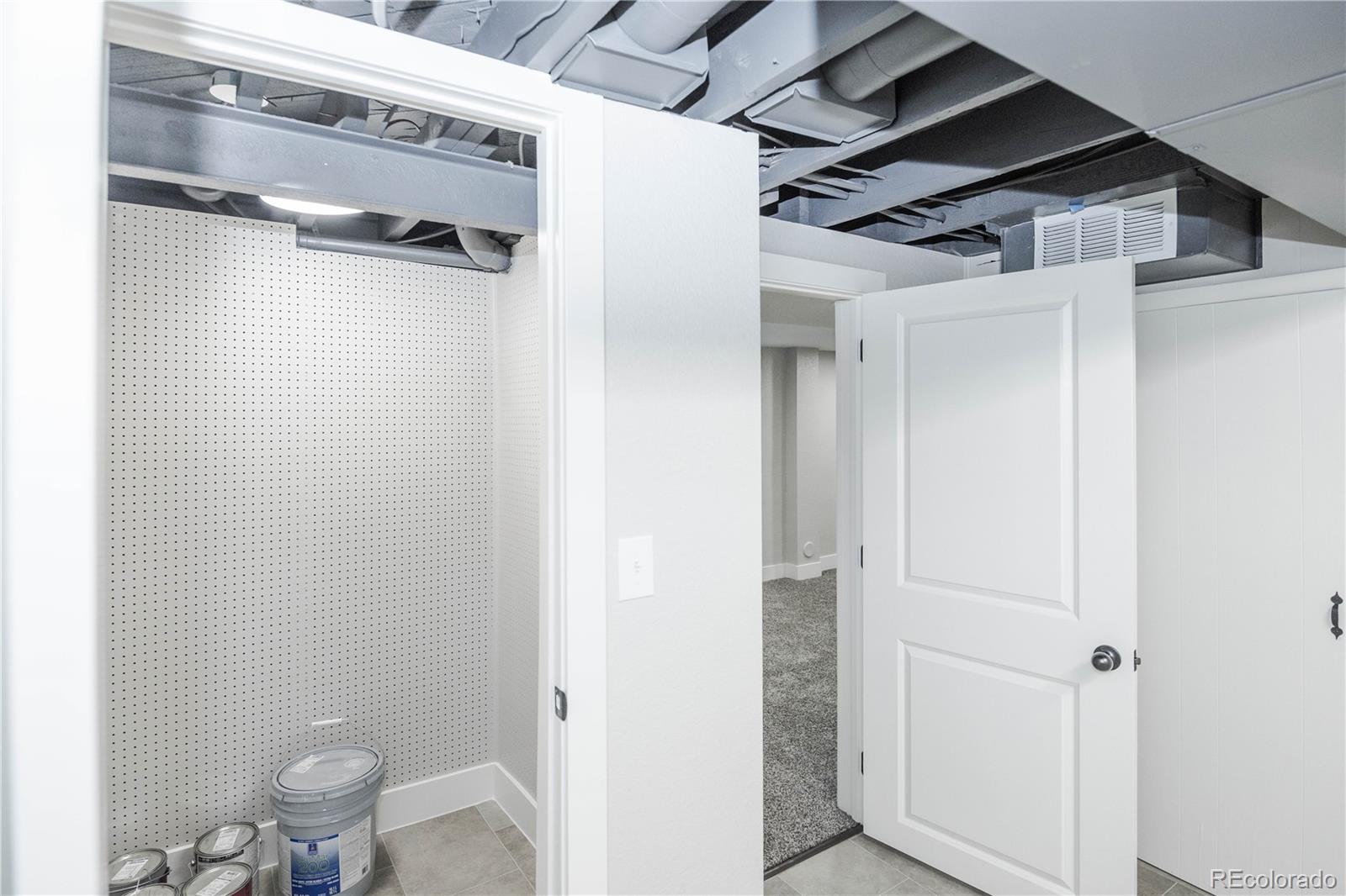 MLS Image #14 for 480 s dale court,denver, Colorado
