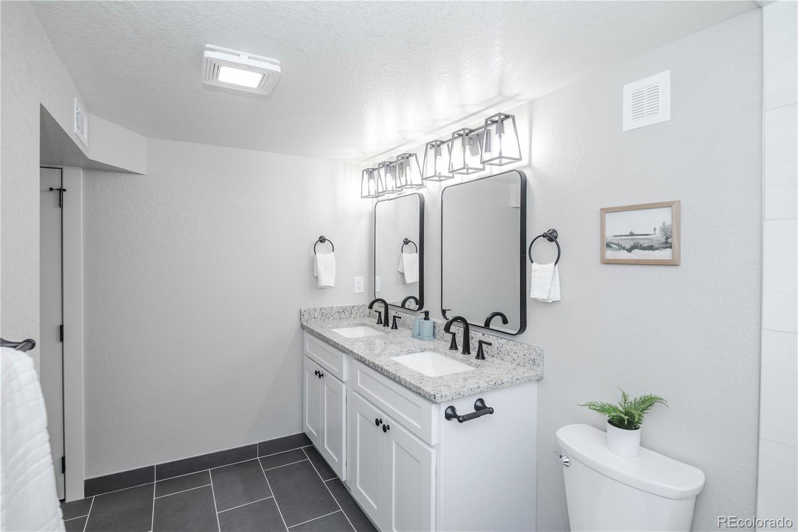 MLS Image #19 for 480 s dale court,denver, Colorado