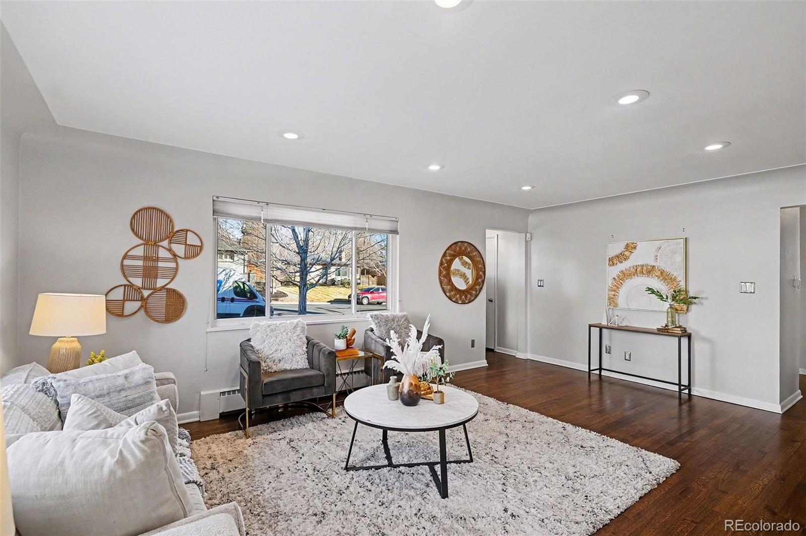 MLS Image #4 for 1501 s york street,denver, Colorado