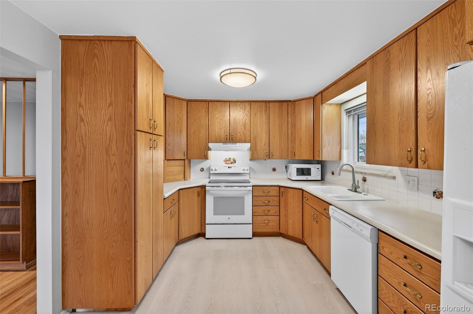 MLS Image #12 for 3303 s verbena court,denver, Colorado