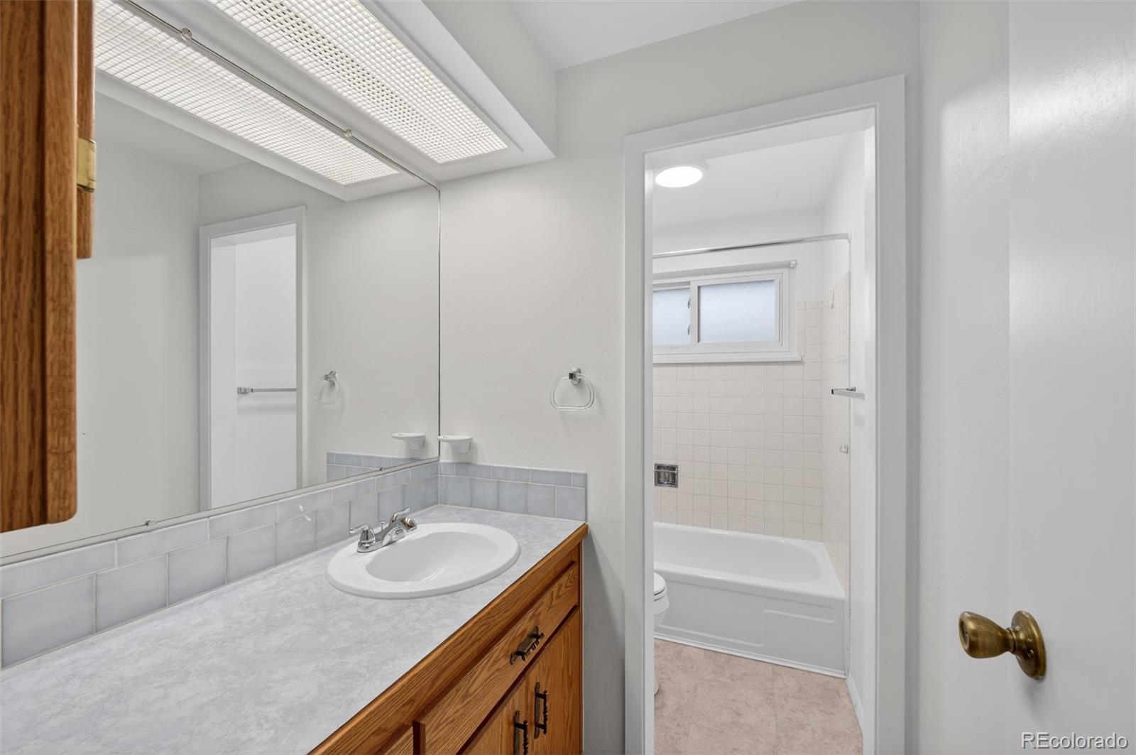 MLS Image #19 for 3303 s verbena court,denver, Colorado