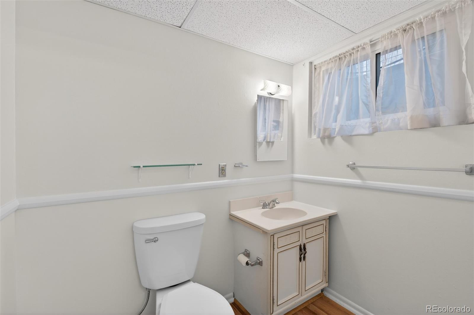 MLS Image #33 for 3303 s verbena court,denver, Colorado