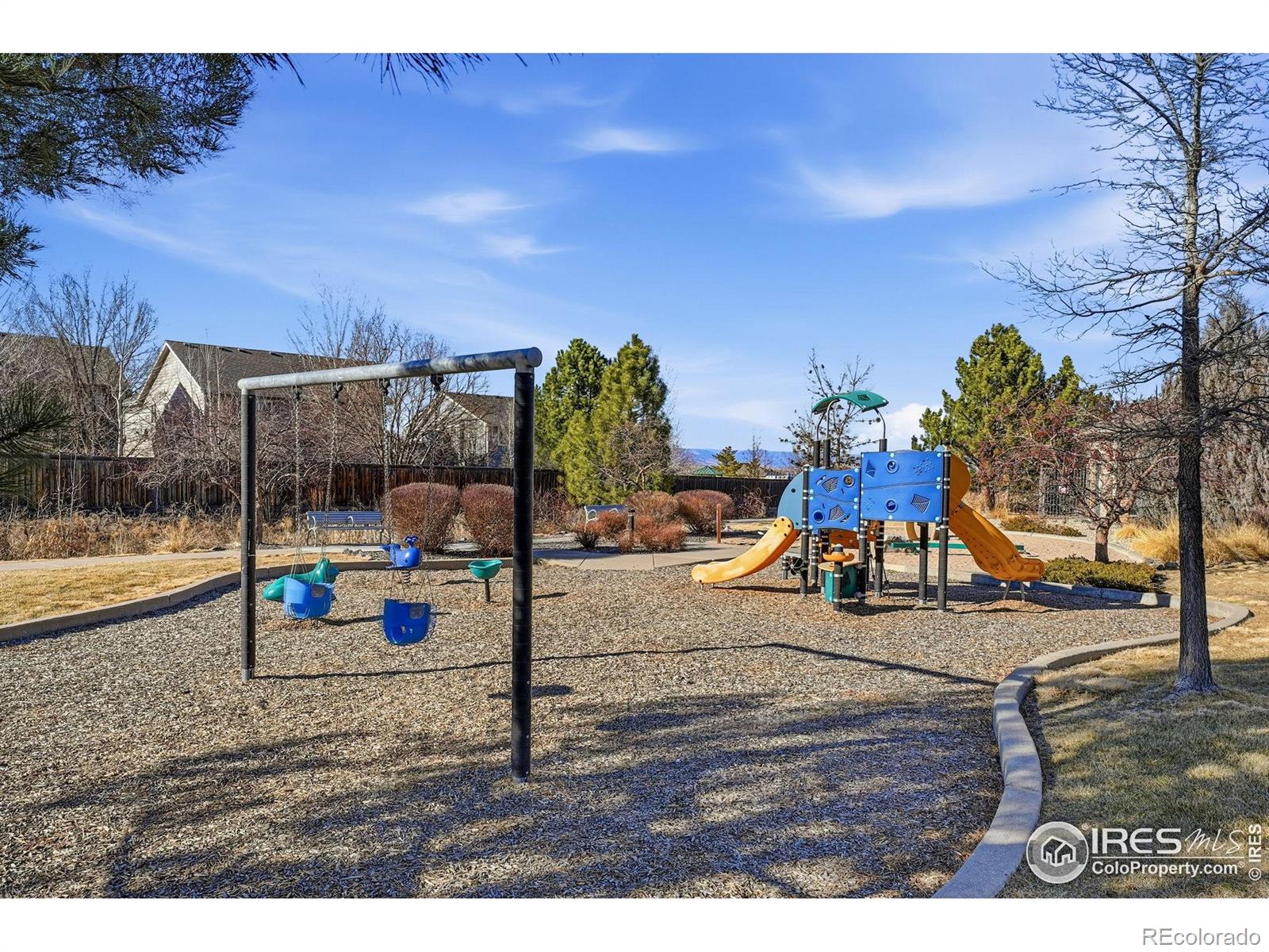 MLS Image #44 for 1425  blue sky circle 15-105,erie, Colorado