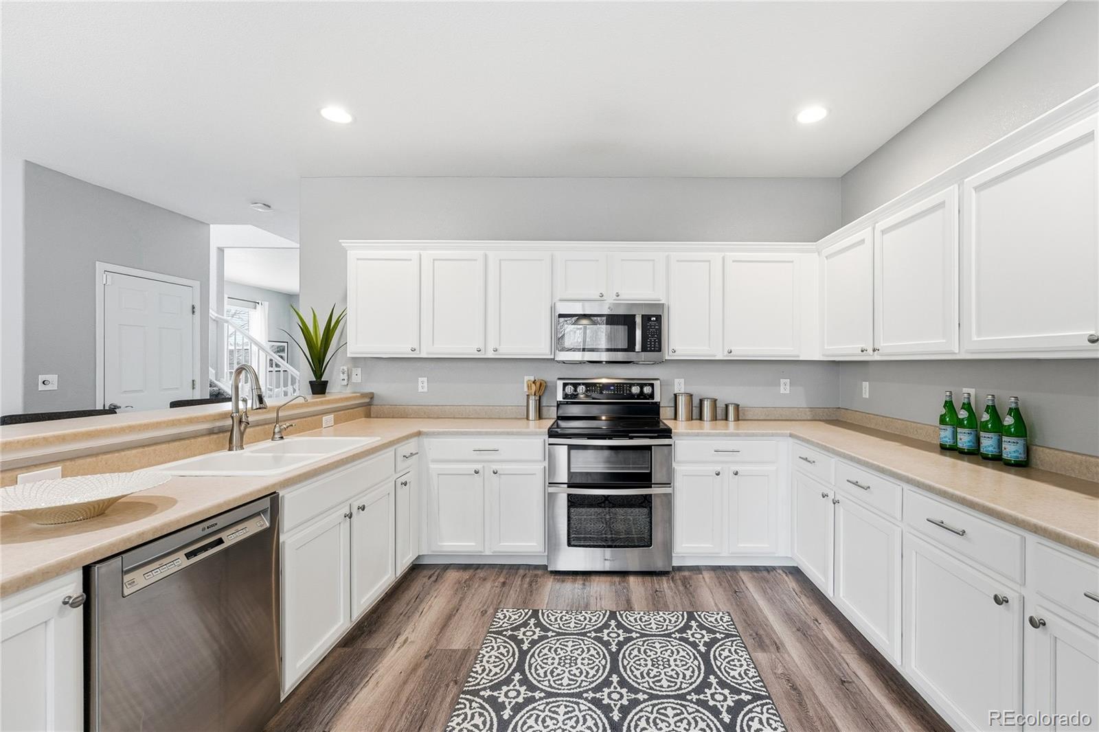 MLS Image #10 for 10557  jaguar drive,lone tree, Colorado