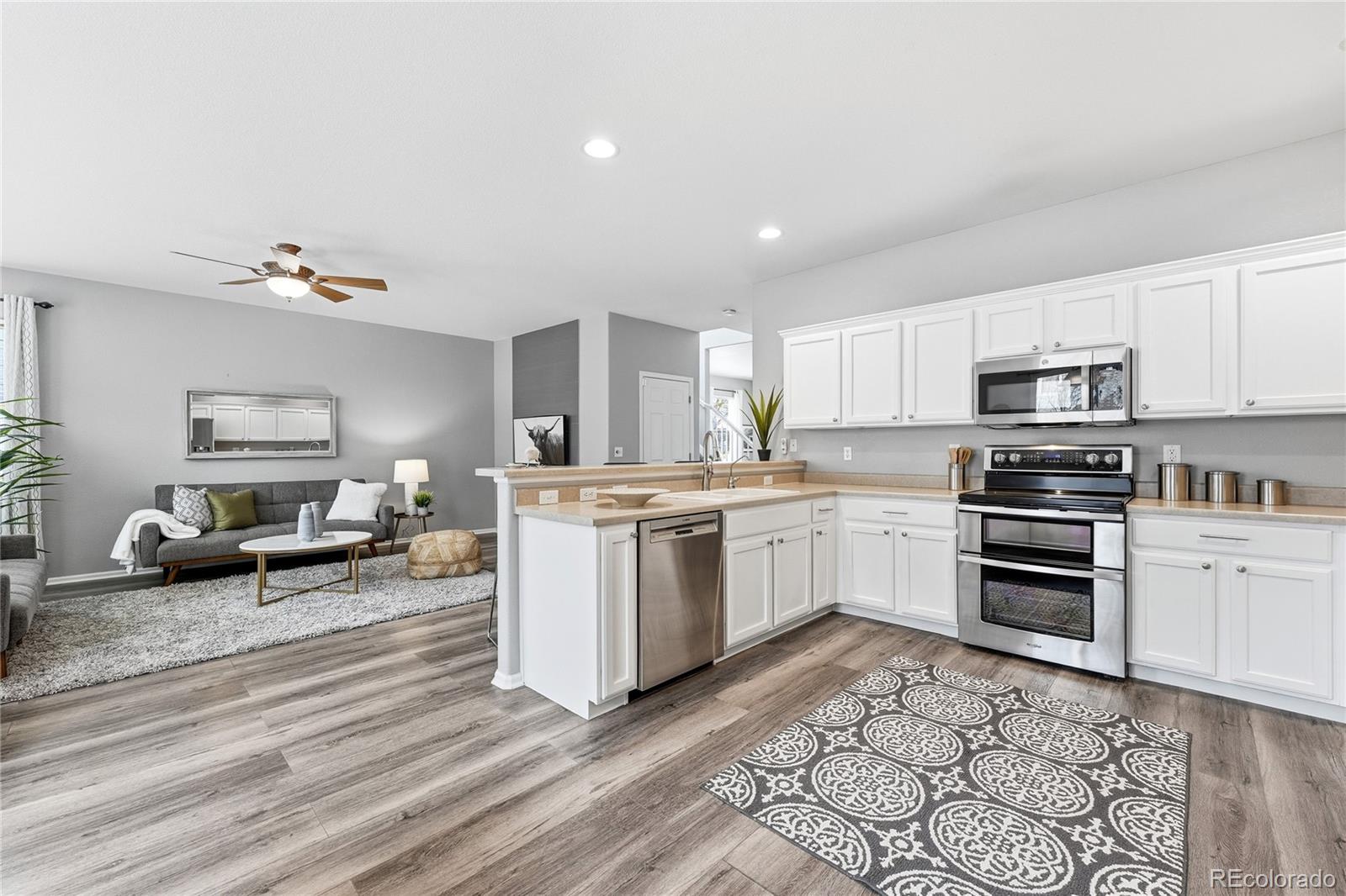 MLS Image #11 for 10557  jaguar drive,lone tree, Colorado