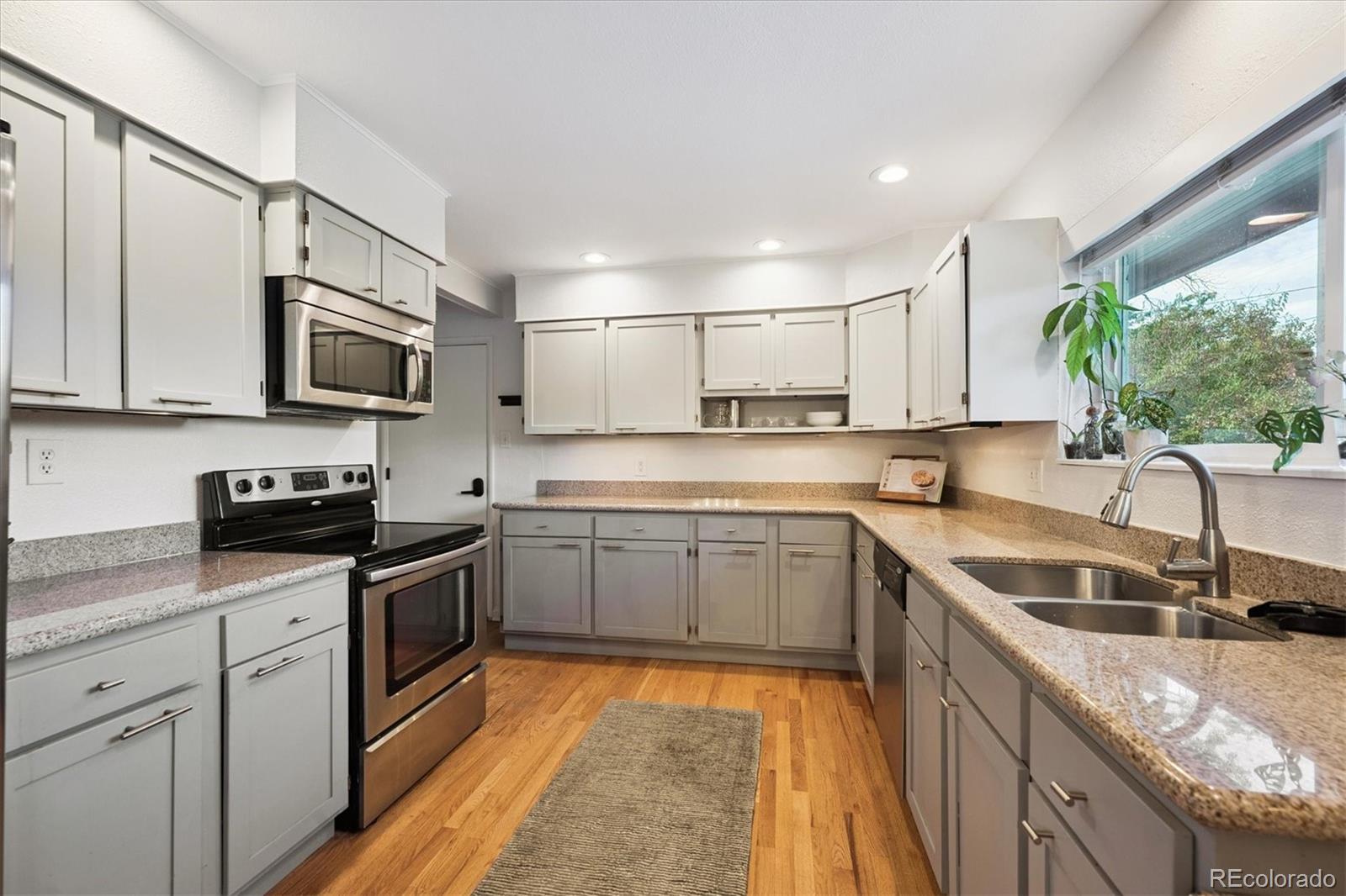 MLS Image #13 for 3675 s hibiscus way,denver, Colorado
