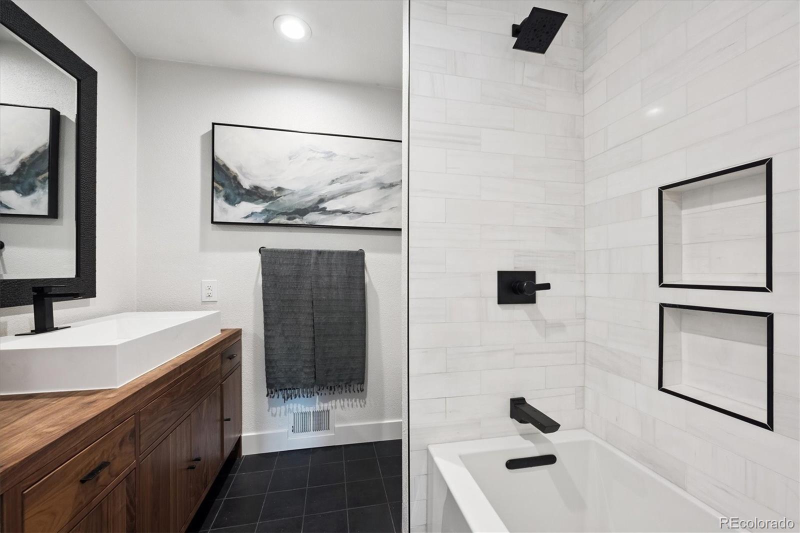 MLS Image #18 for 3675 s hibiscus way,denver, Colorado