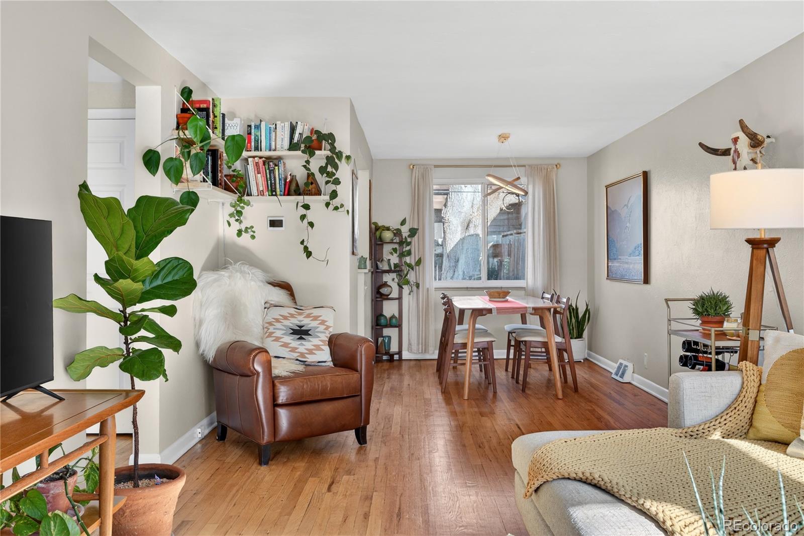 MLS Image #3 for 2479 s humboldt street,denver, Colorado