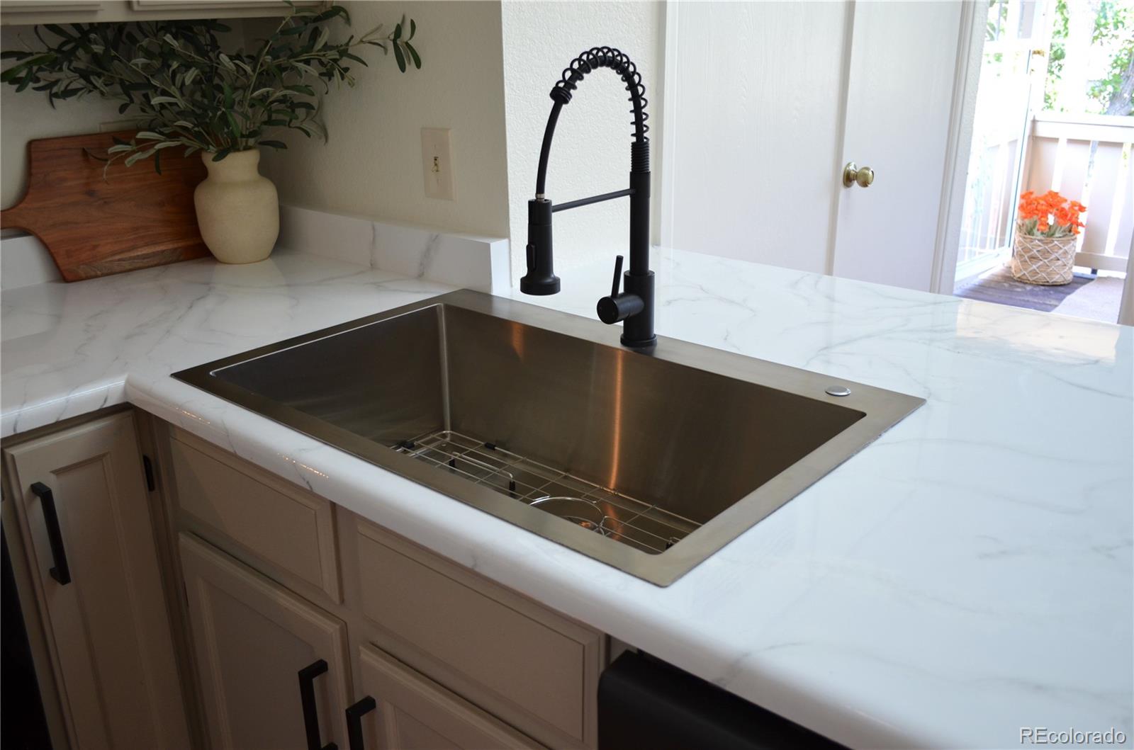 MLS Image #9 for 839  summer drive 1f,highlands ranch, Colorado