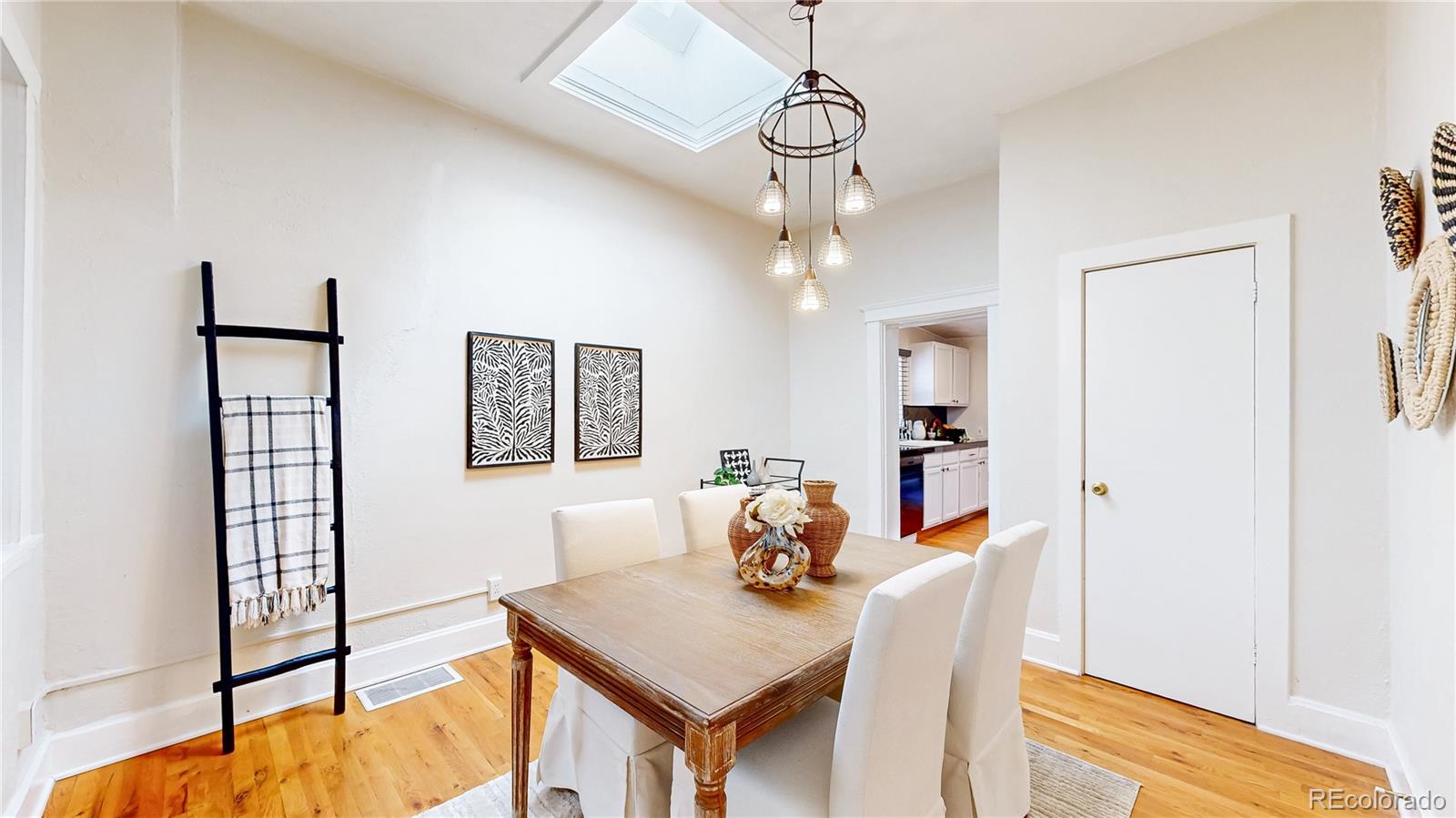 MLS Image #5 for 39 n clarkson street,denver, Colorado