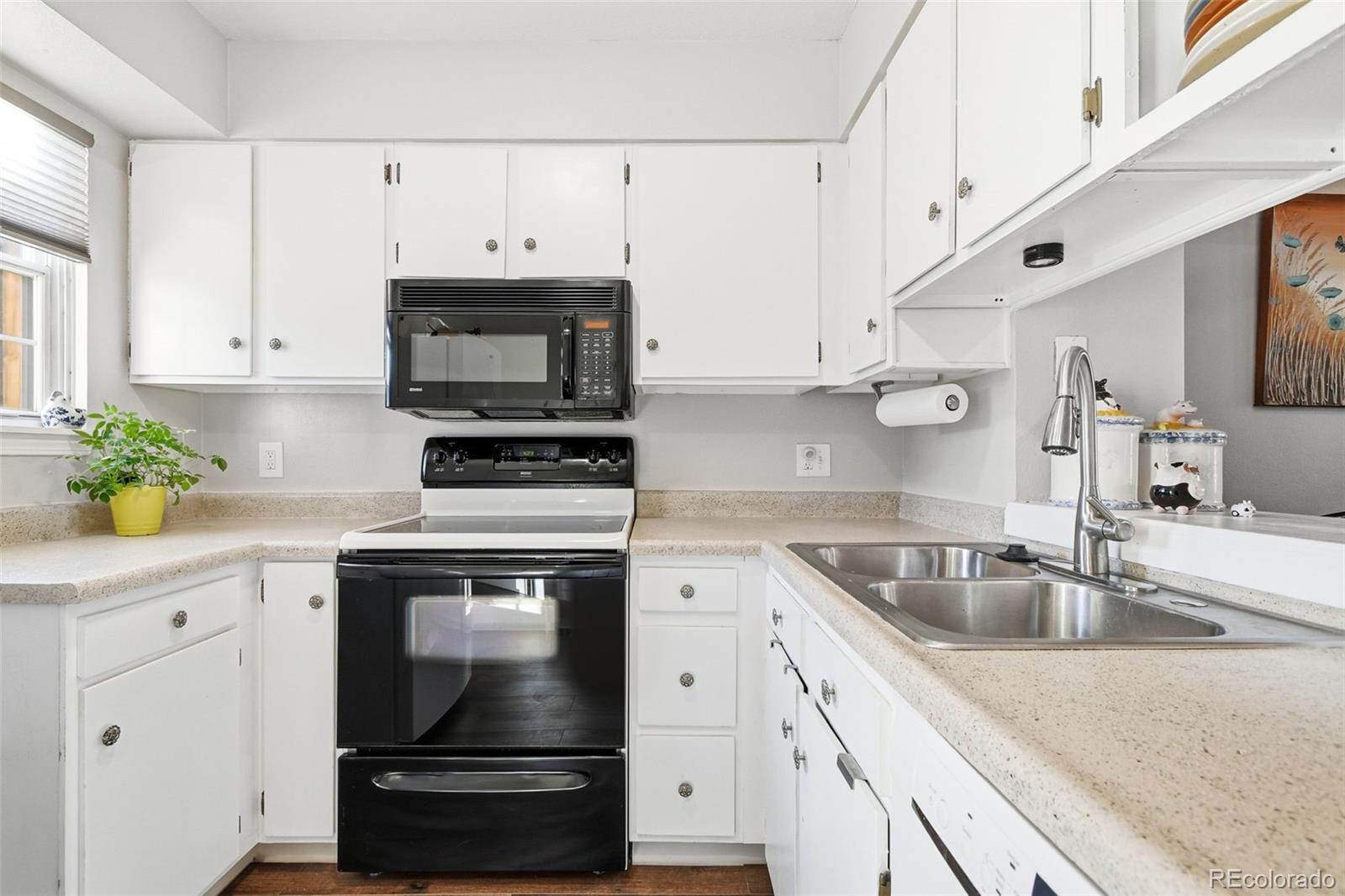 MLS Image #12 for 9368 w ontario drive ,littleton, Colorado