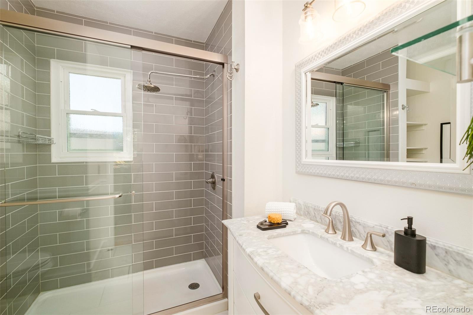 MLS Image #14 for 4635  elm court,denver, Colorado
