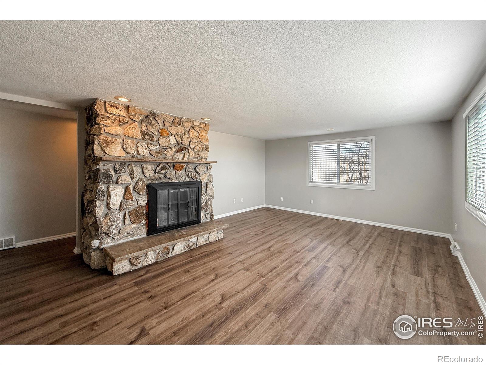 MLS Image #6 for 37201  northwest drive,windsor, Colorado