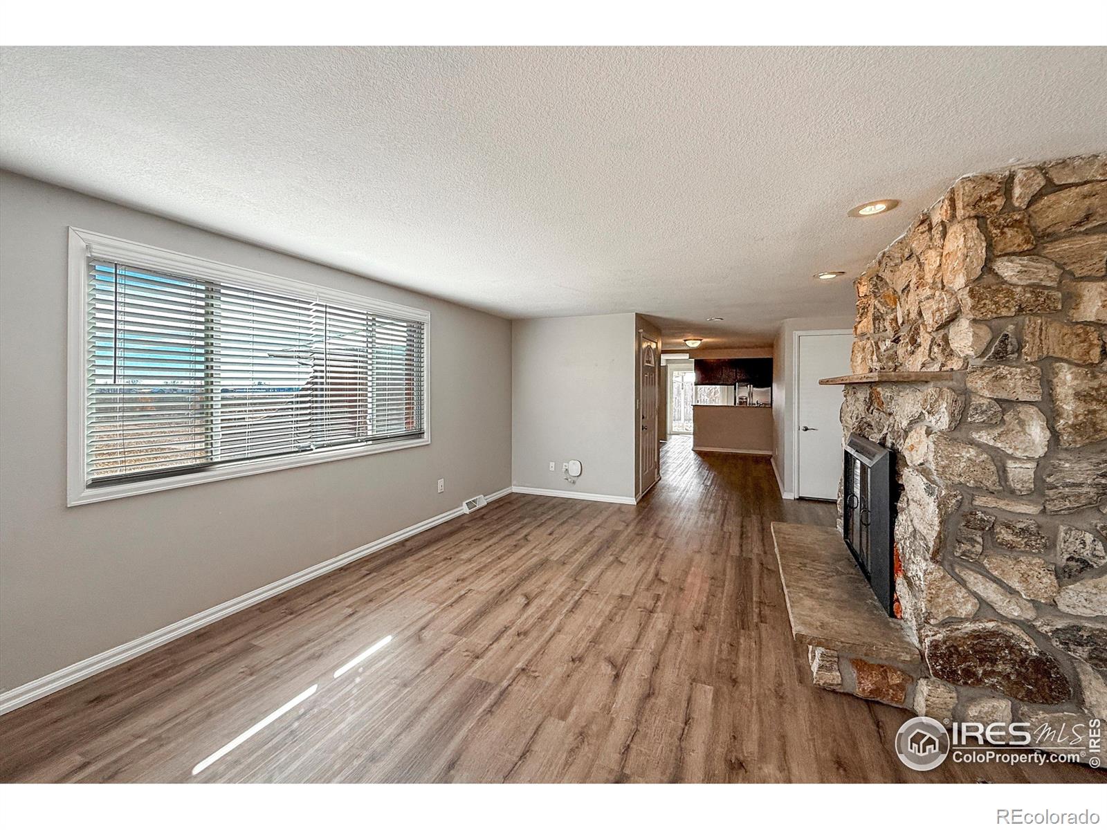 MLS Image #8 for 37201  northwest drive,windsor, Colorado