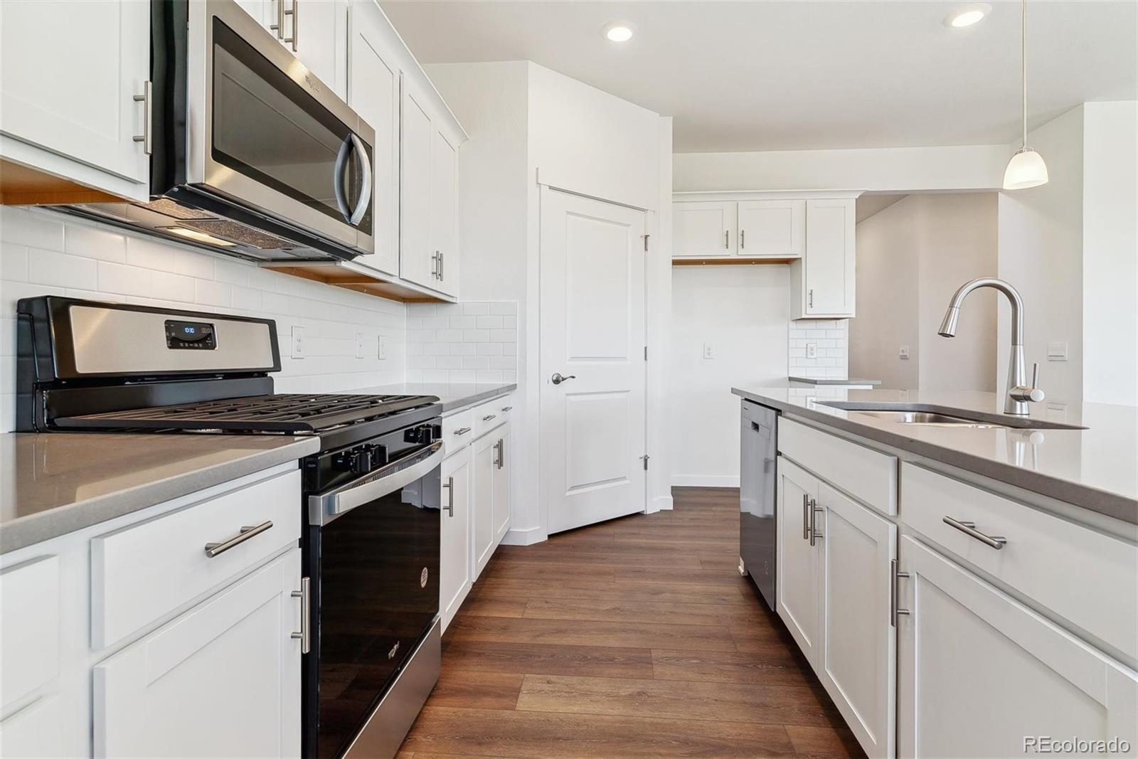 MLS Image #11 for 8645 e 132nd place,thornton, Colorado