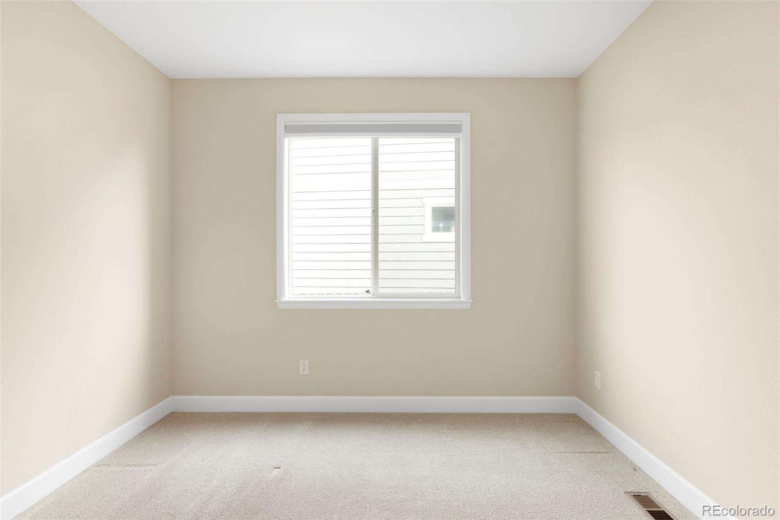 MLS Image #20 for 15950  buffalo run drive,commerce city, Colorado