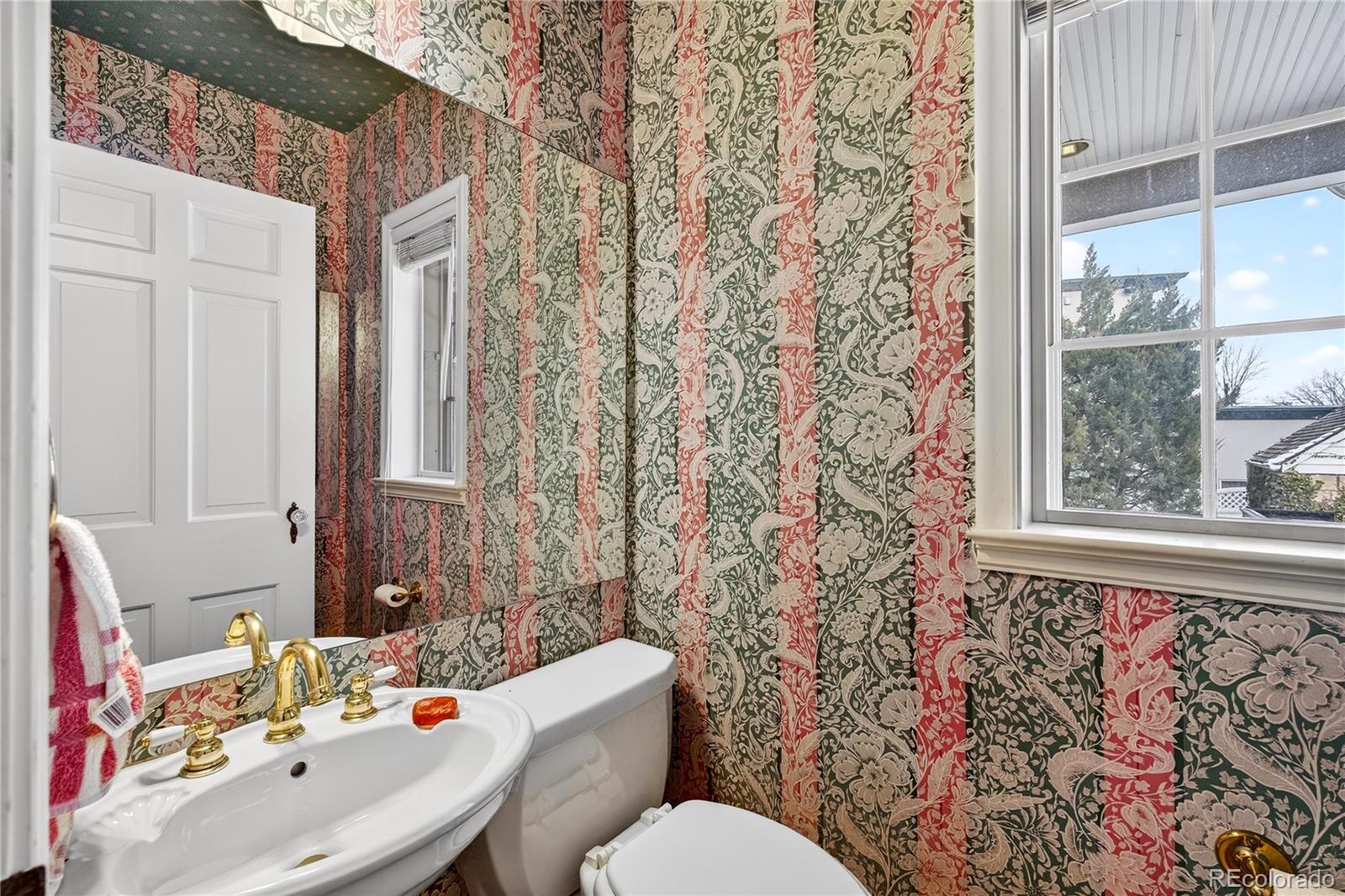 MLS Image #32 for 810  bonnie brae boulevard,denver, Colorado