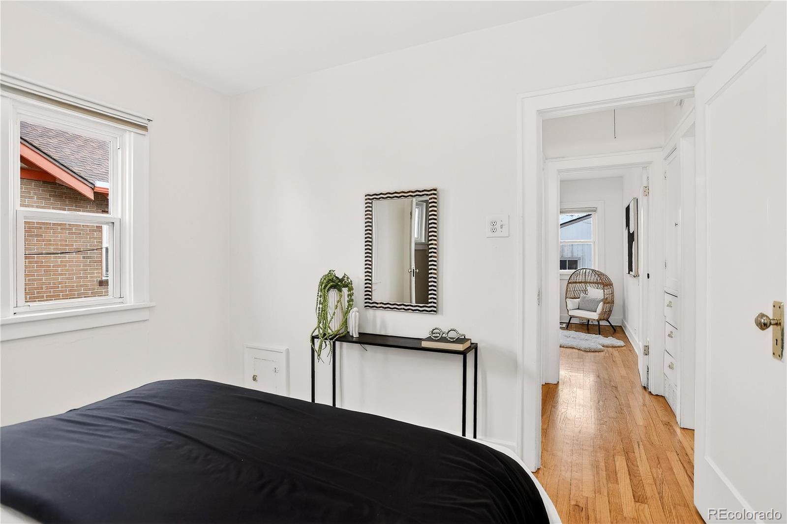 MLS Image #17 for 1458 s logan street,denver, Colorado