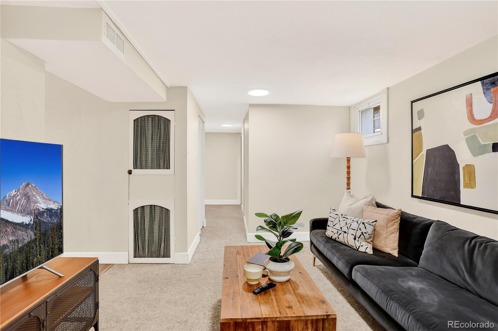 MLS Image #27 for 1458 s logan street,denver, Colorado