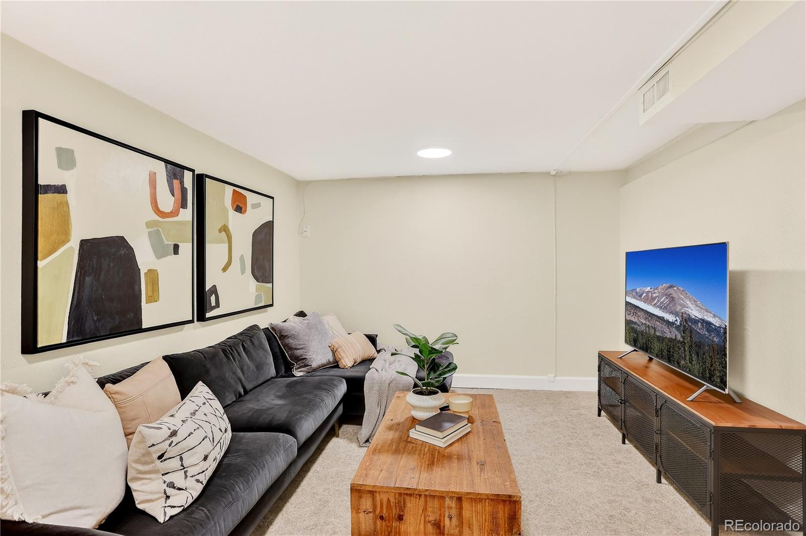 MLS Image #29 for 1458 s logan street,denver, Colorado