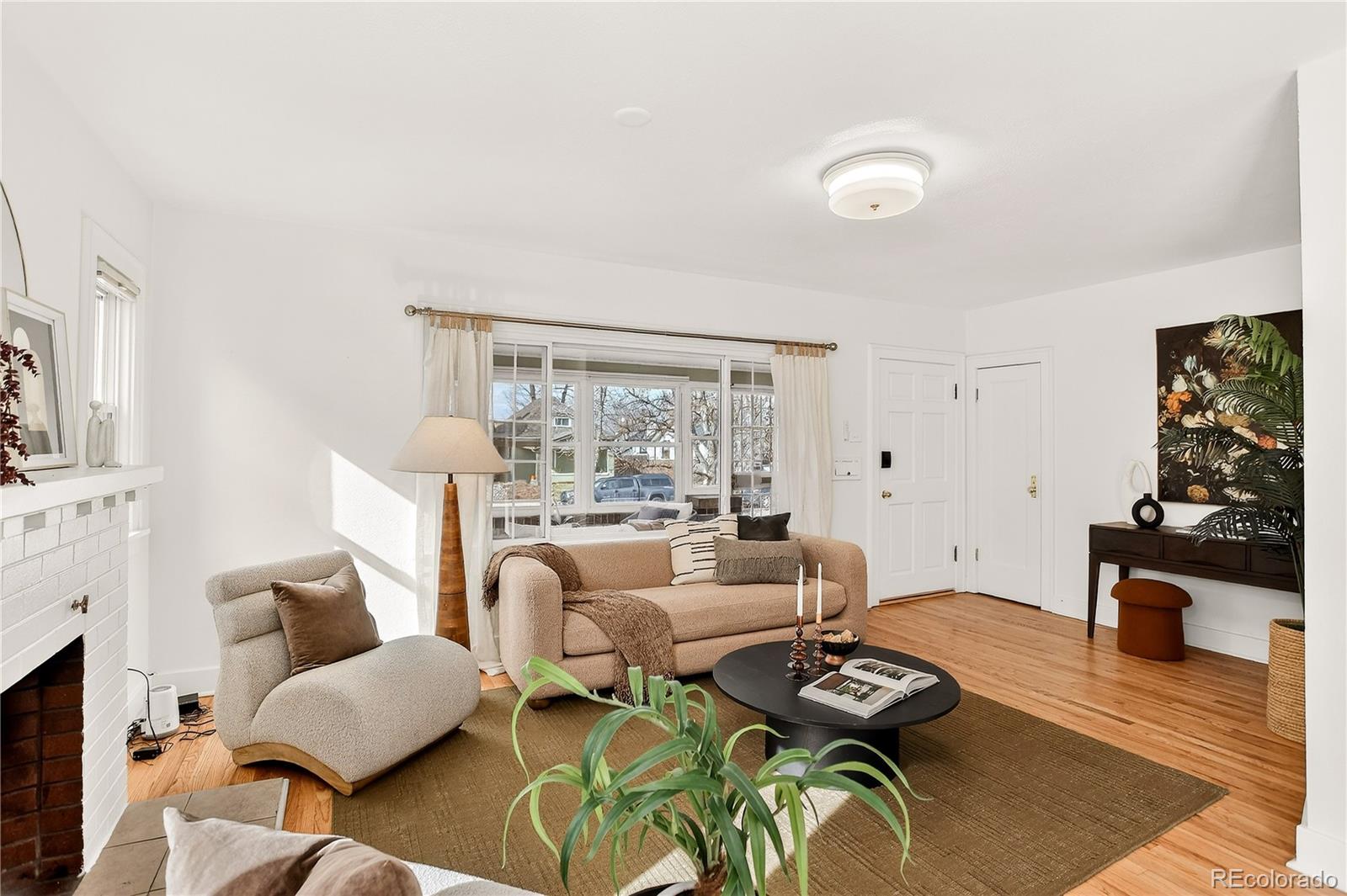 MLS Image #3 for 1458 s logan street,denver, Colorado