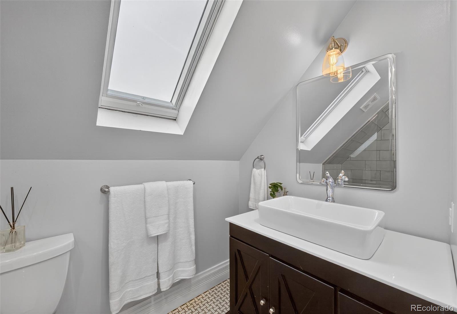 MLS Image #20 for 1554 n marion street,denver, Colorado
